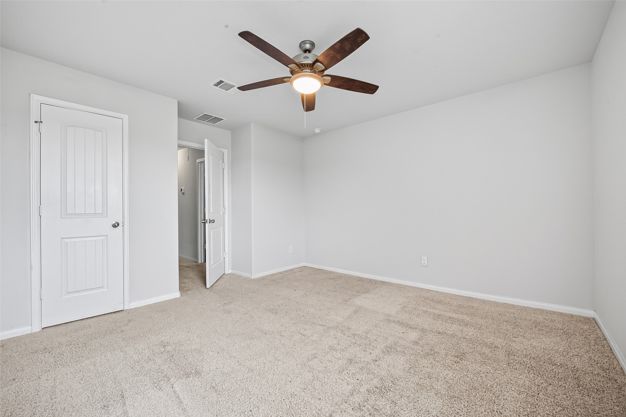 4818 Blue Jacaranda Way Property Photo 16