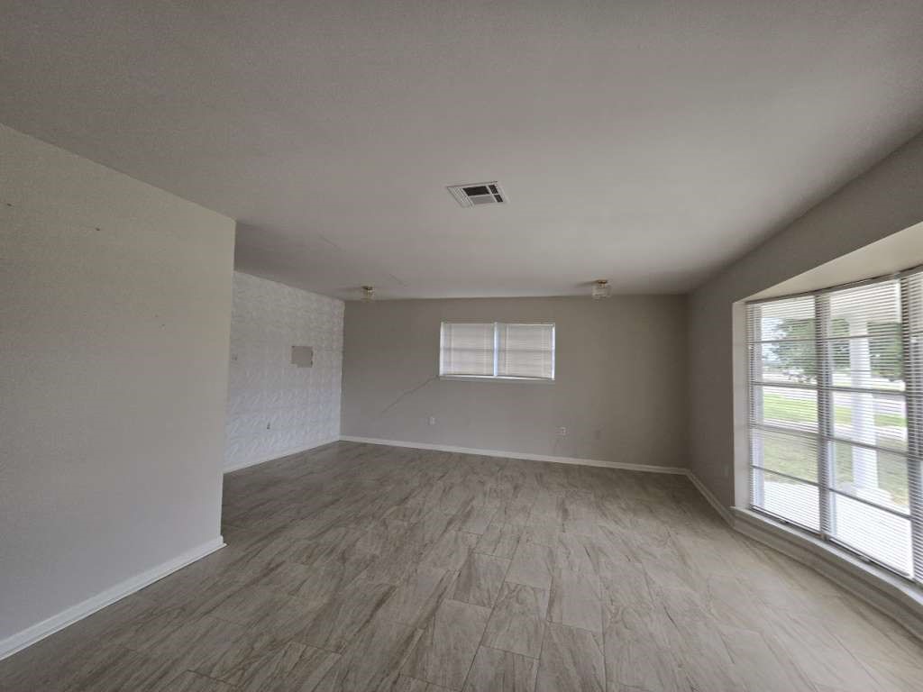 1903 Britton Street Property Photo 4