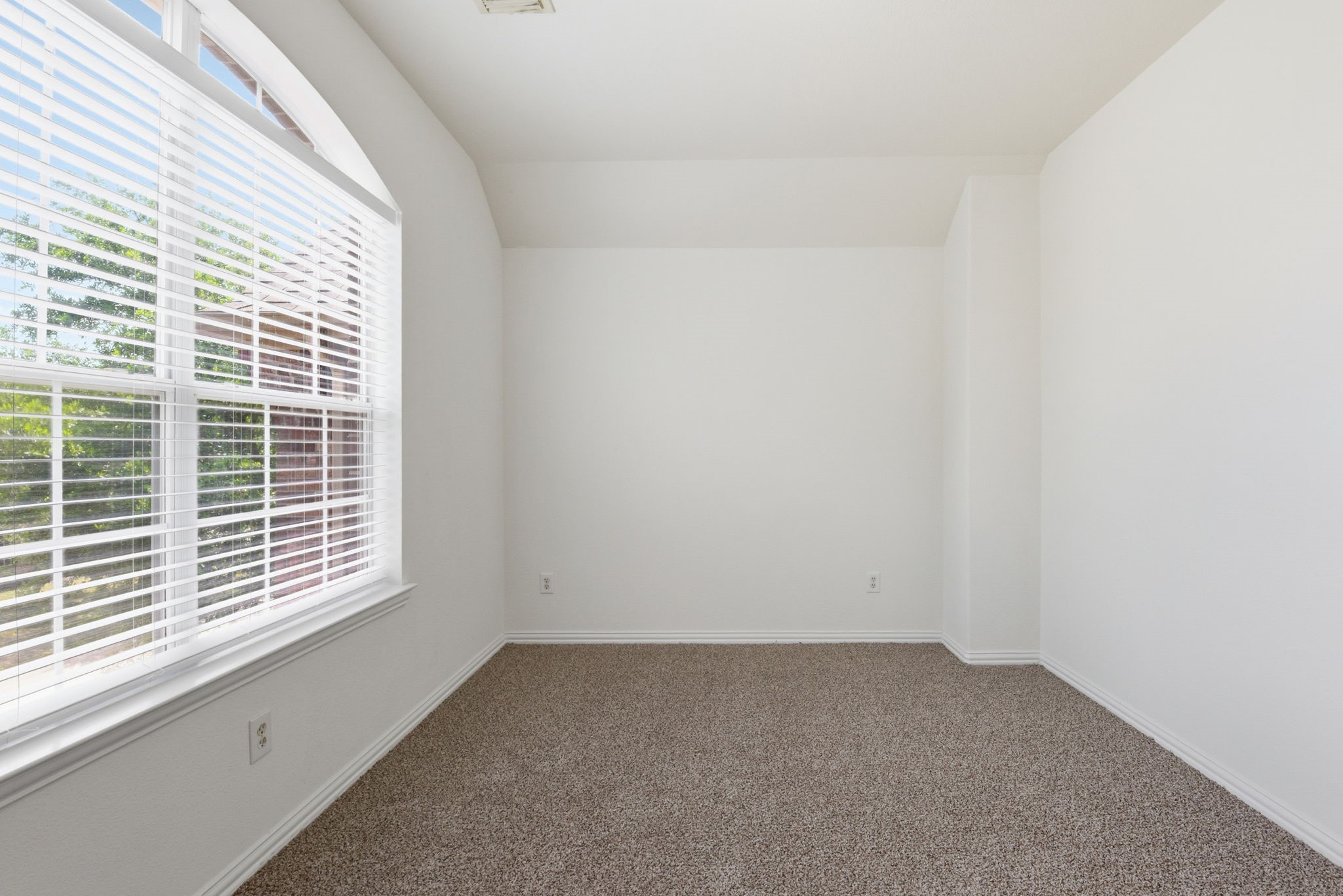 16023 Powder Springs Lane Property Photo 43