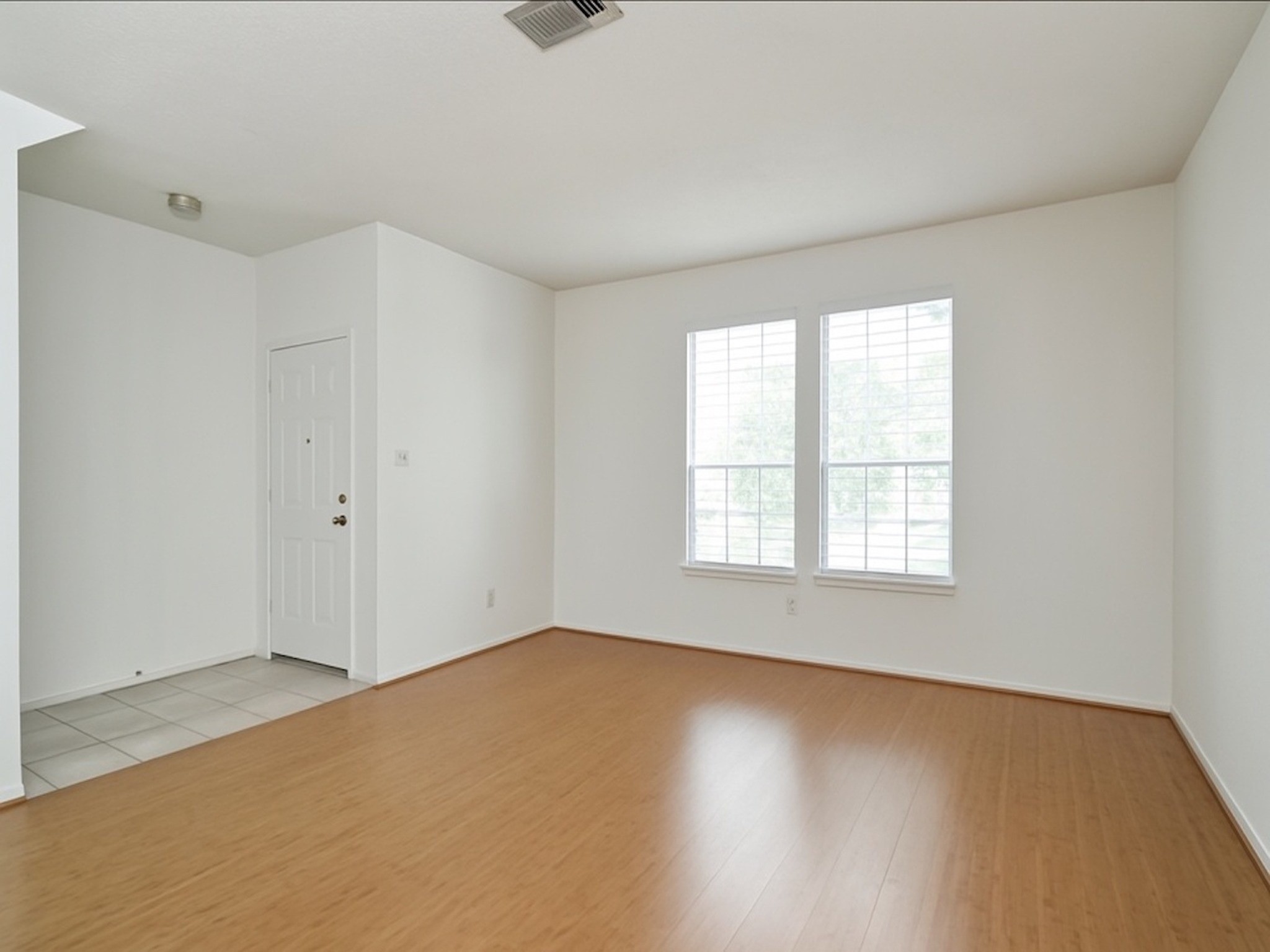 24223 Pinecreek Point Property Photo 4