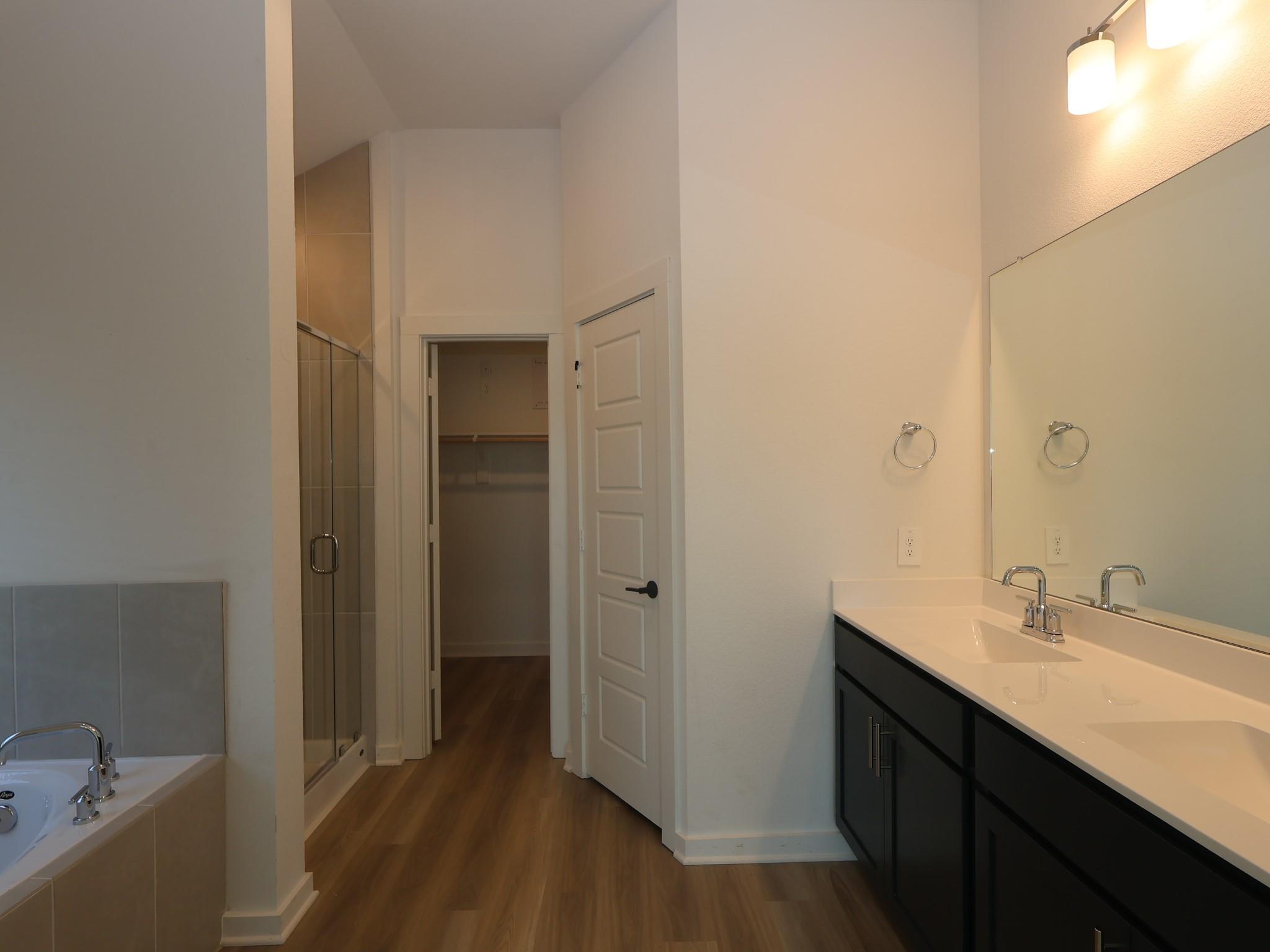946 Garden Path Drive, Willis Tx 77378 Property Photo 11