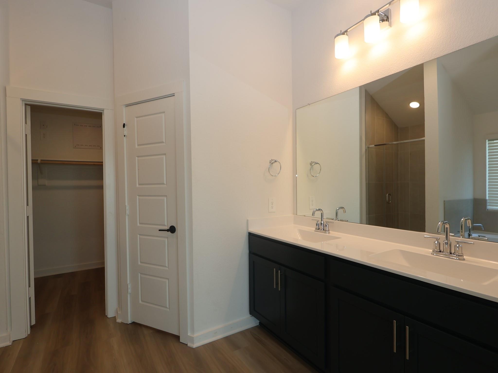 946 Garden Path Drive, Willis Tx 77378 Property Photo 12