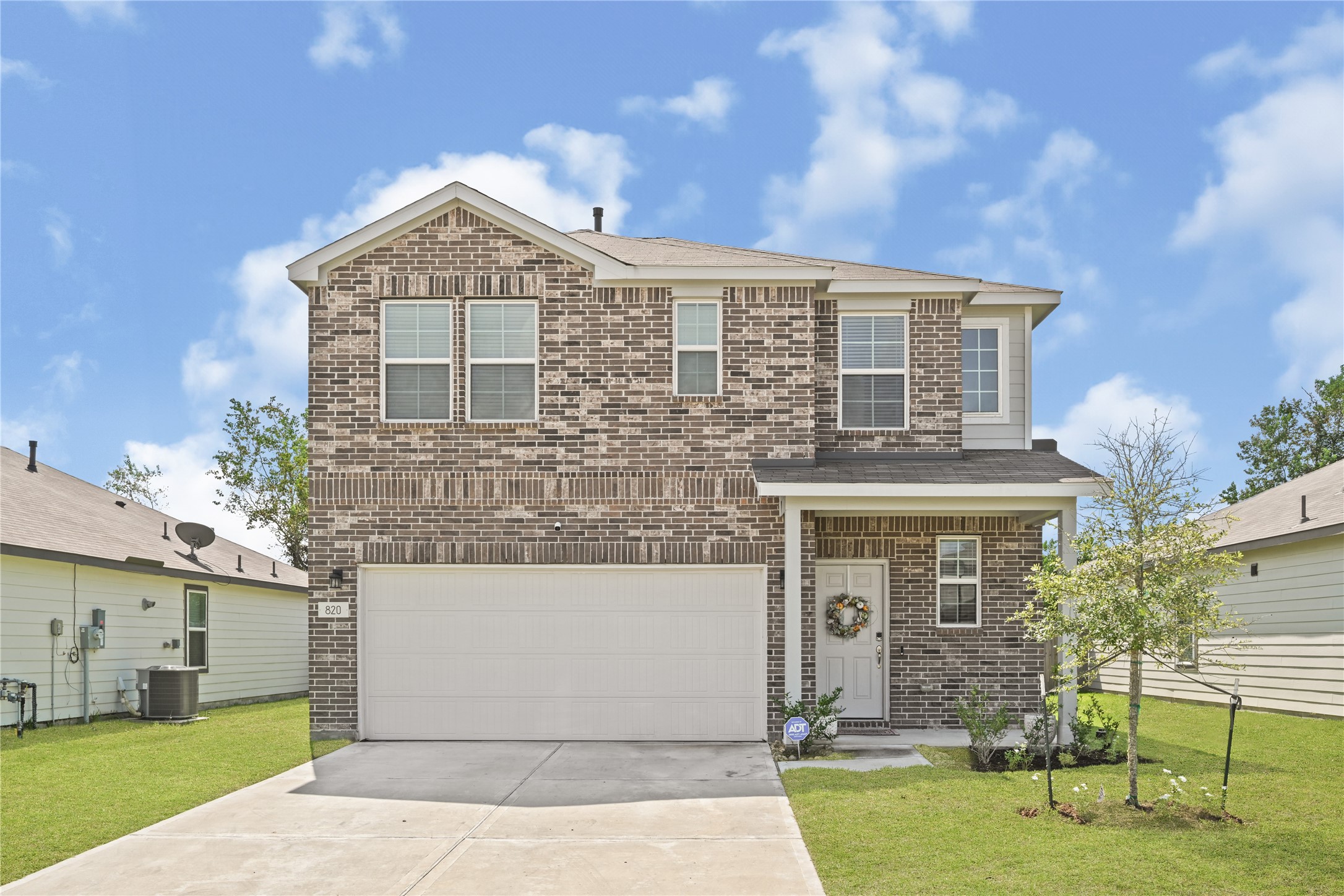 820 Westpointe Drive Property Photo 1