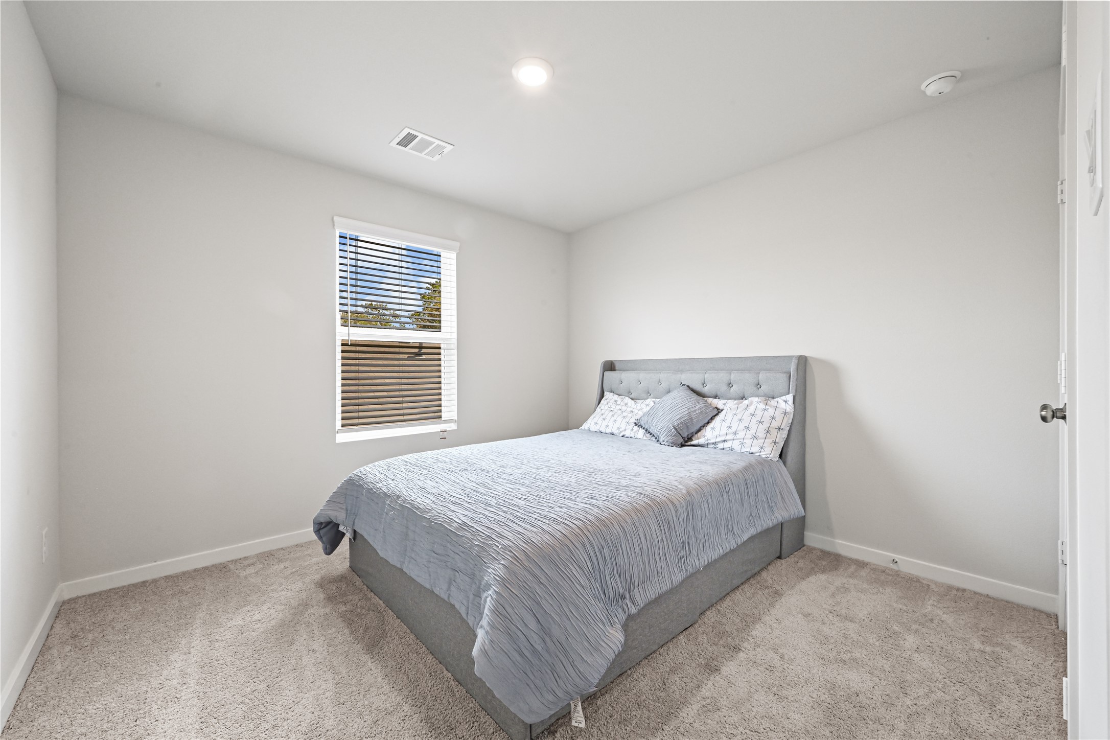820 Westpointe Drive Property Photo 22