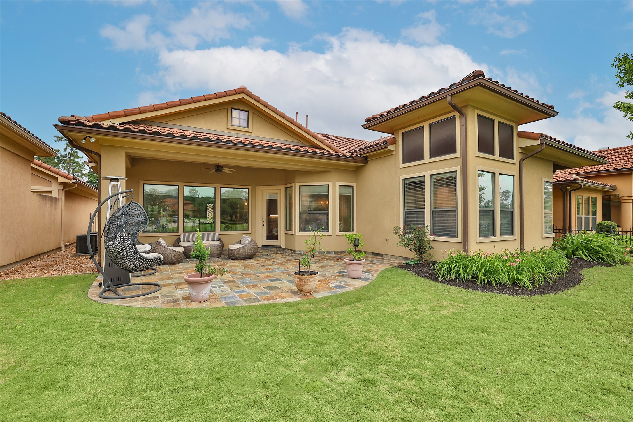 3023 Serena Vista Way Property Photo 5