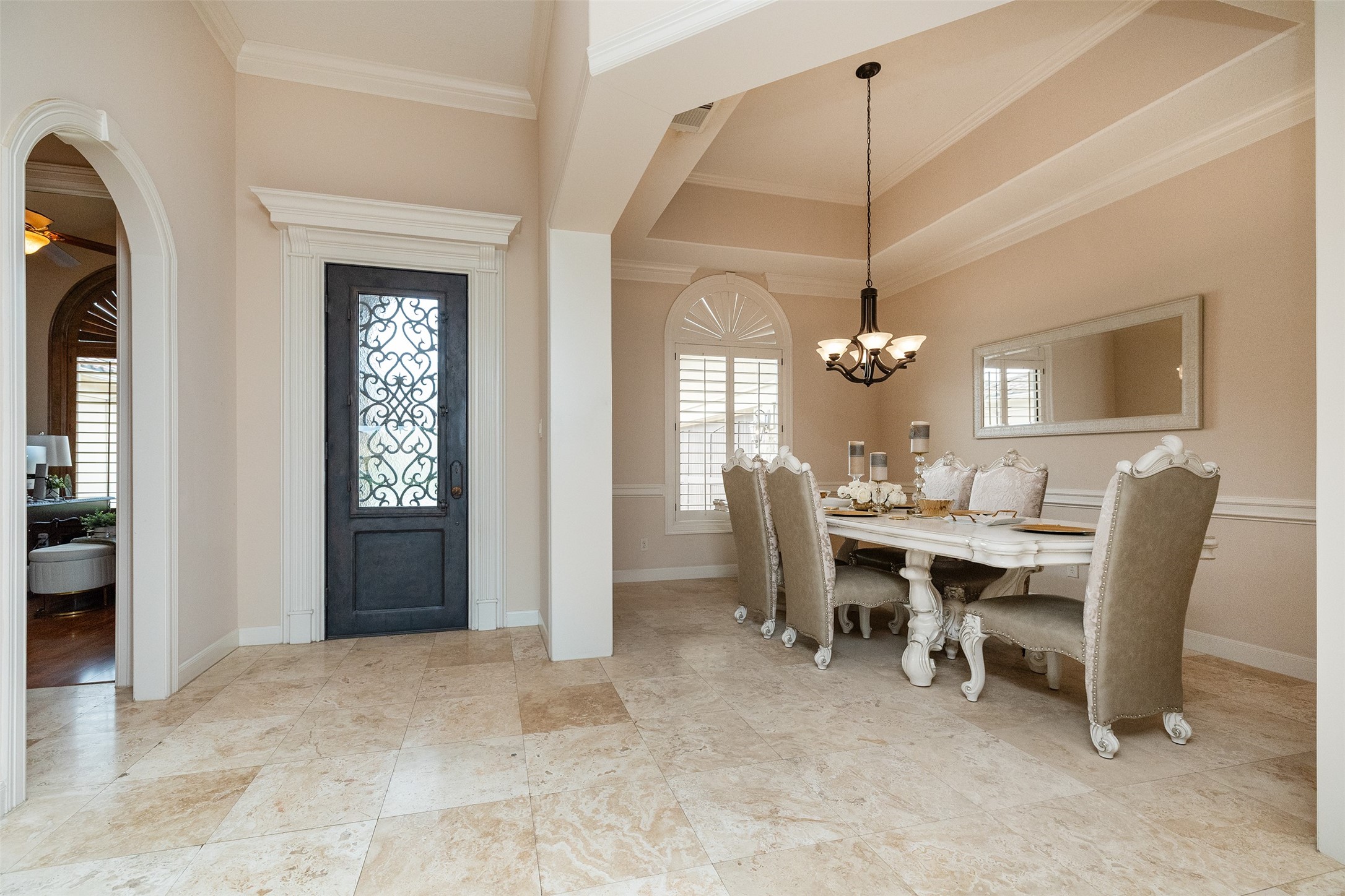 3023 Serena Vista Way Property Photo 9