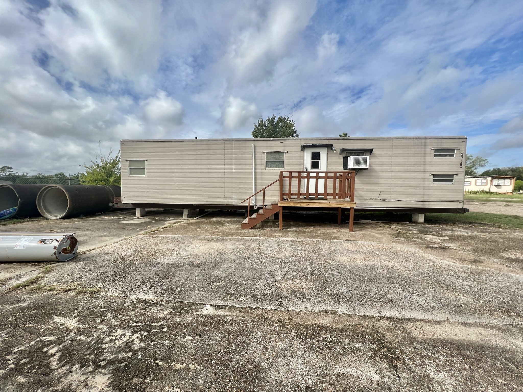 2749 Wagon Trail Road Property Photo 1