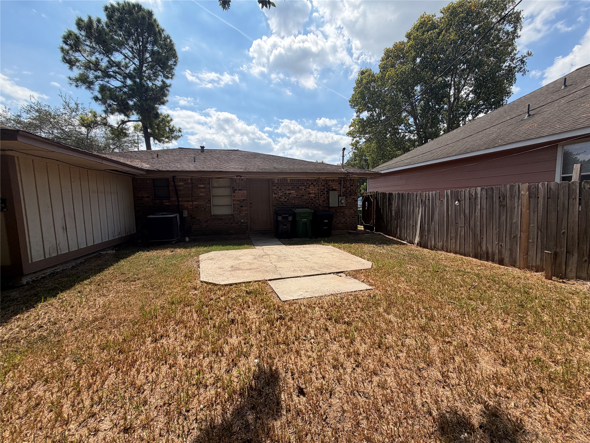 5201 Jezebel Street Property Photo 6