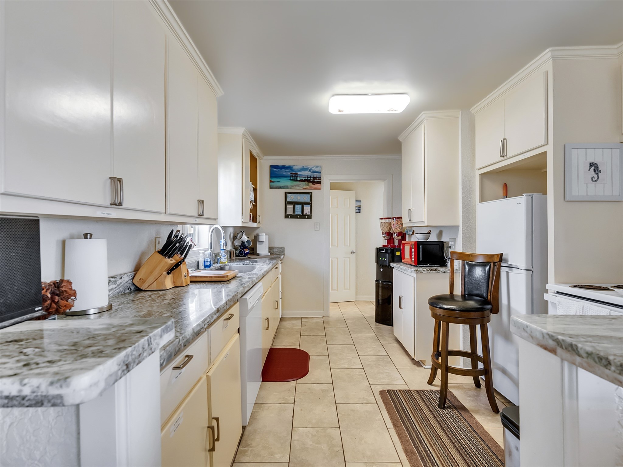 914 Treaty Drive Property Photo 16