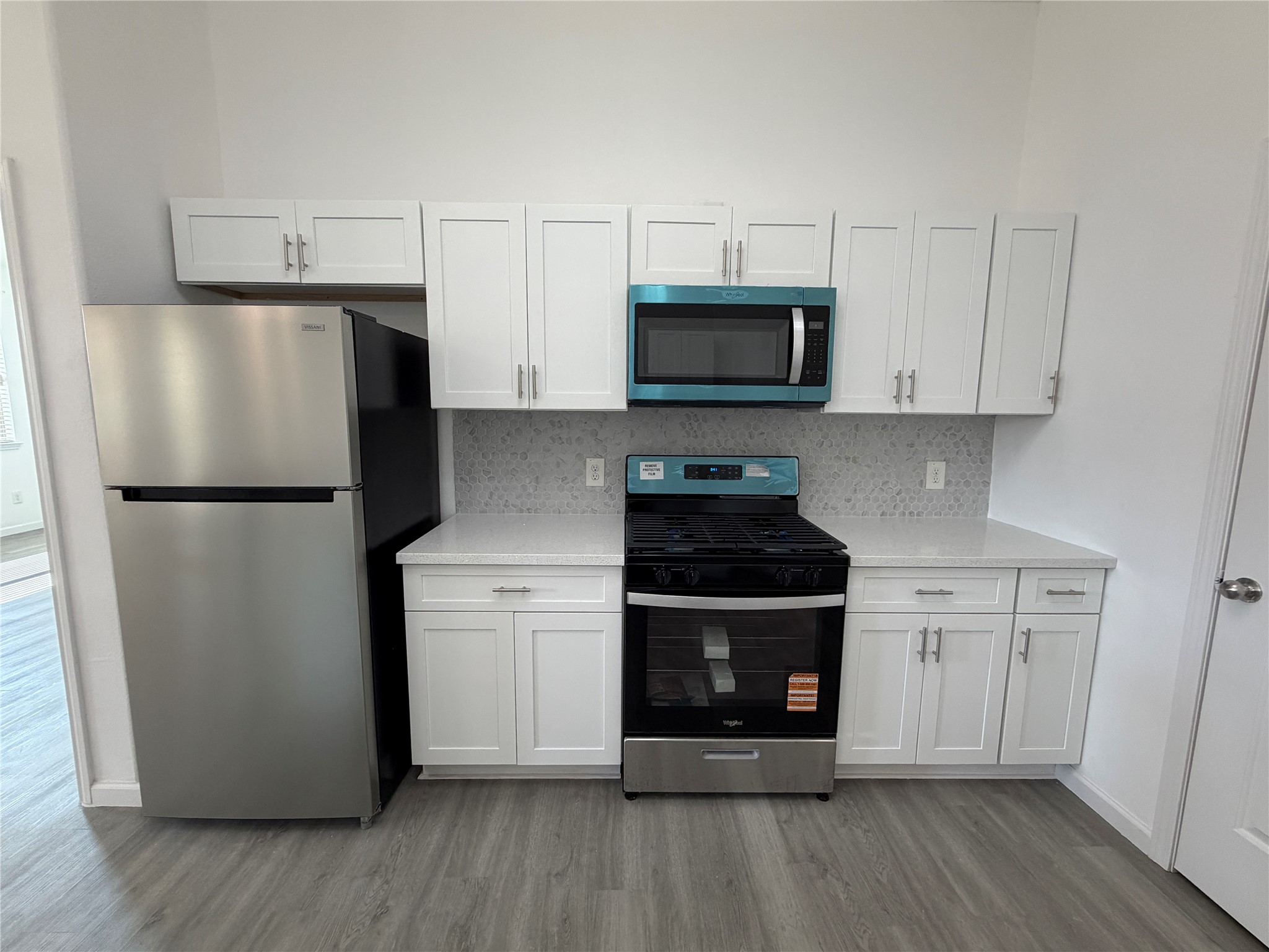 15613 All Star Drive Property Photo 8