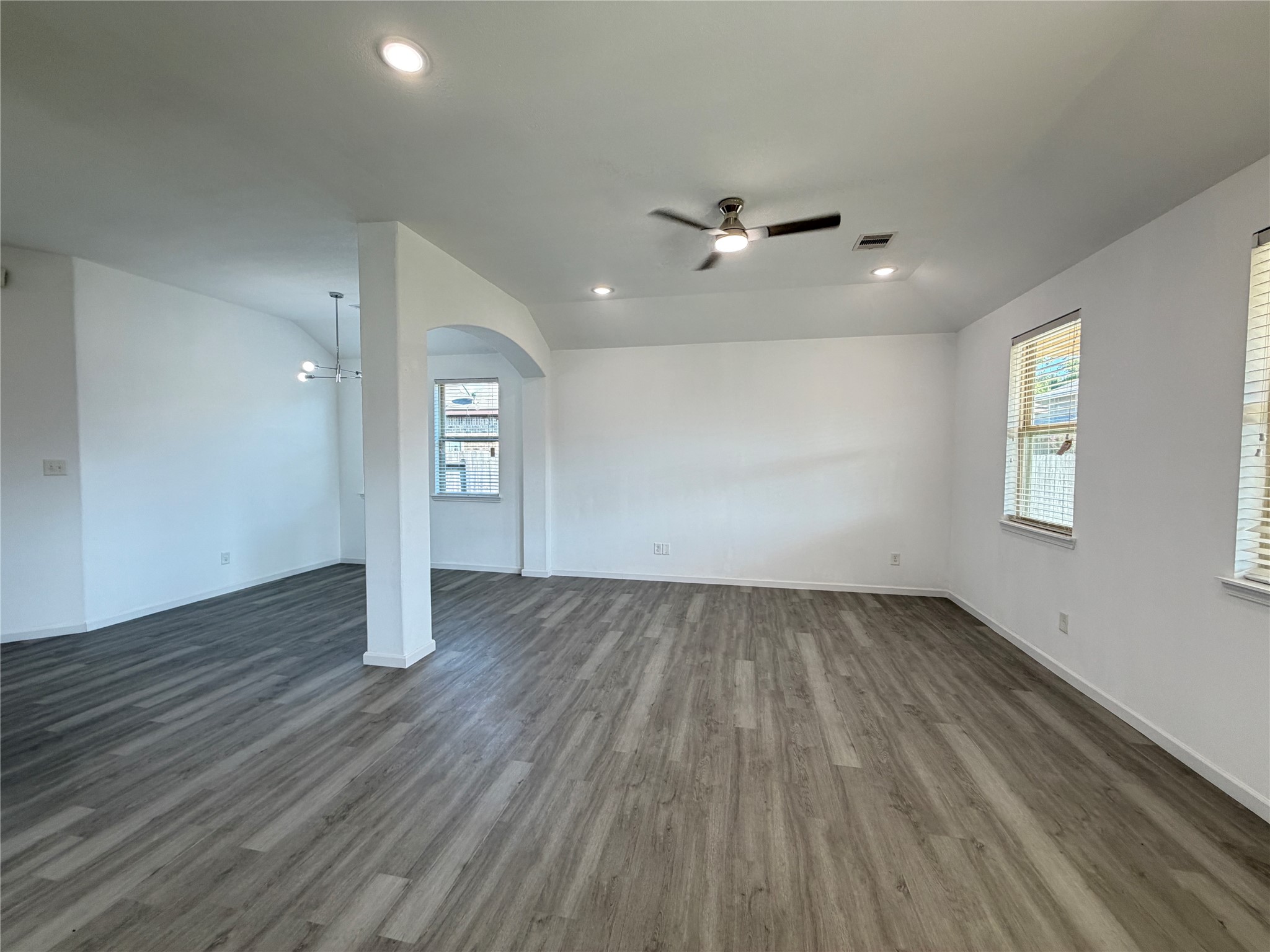 15613 All Star Drive Property Photo 13
