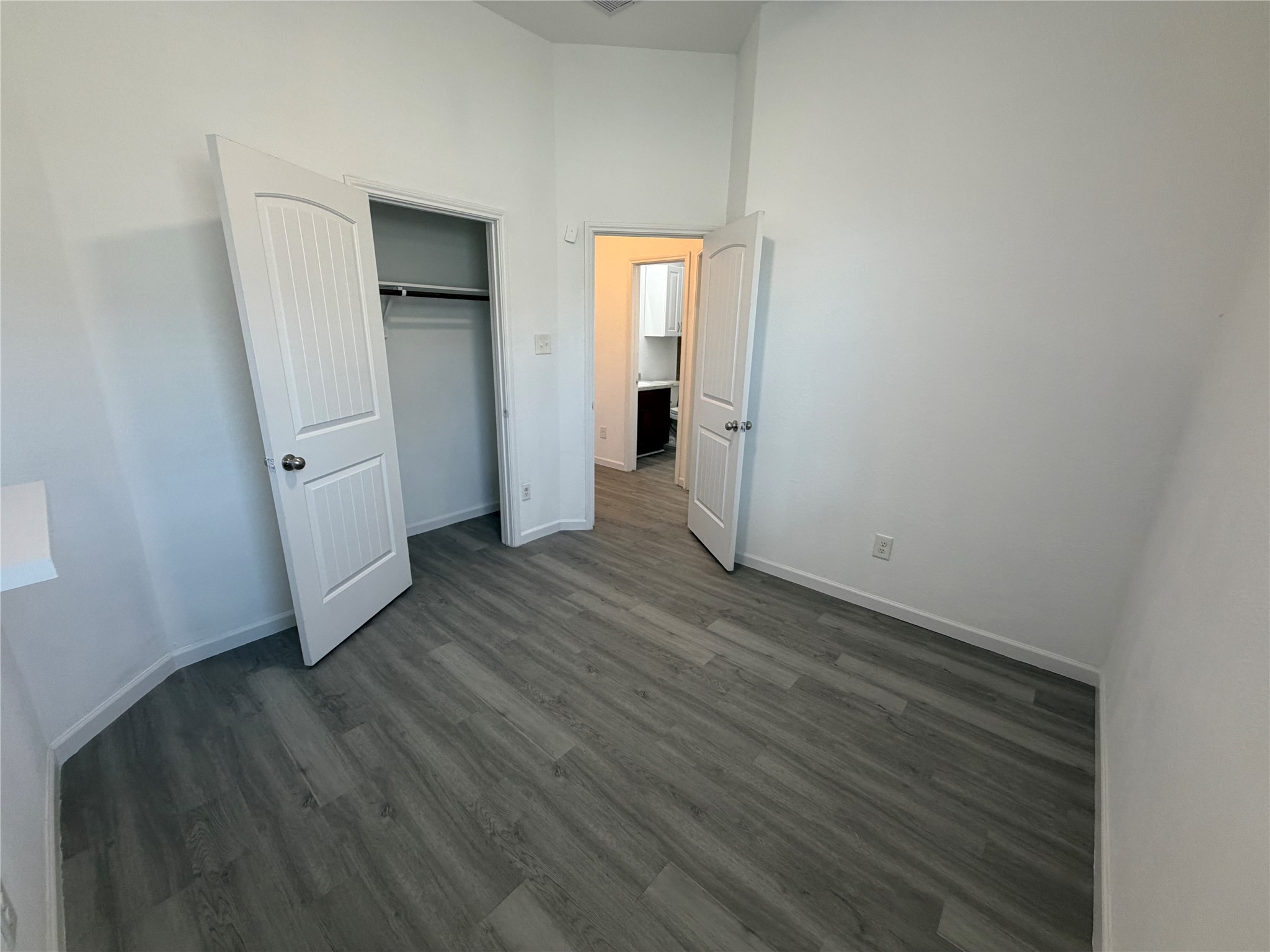 15613 All Star Drive Property Photo 22