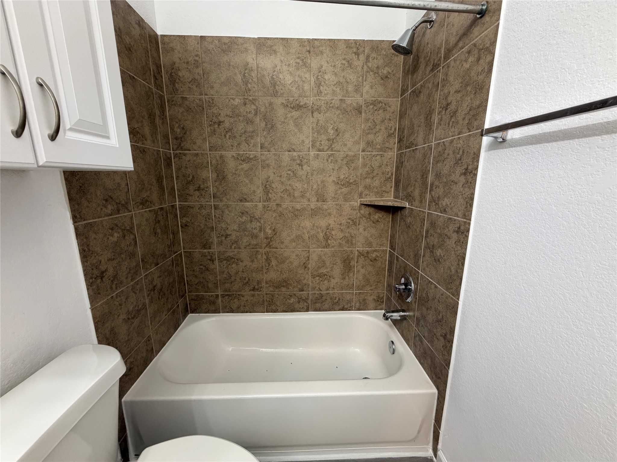 15613 All Star Drive Property Photo 25
