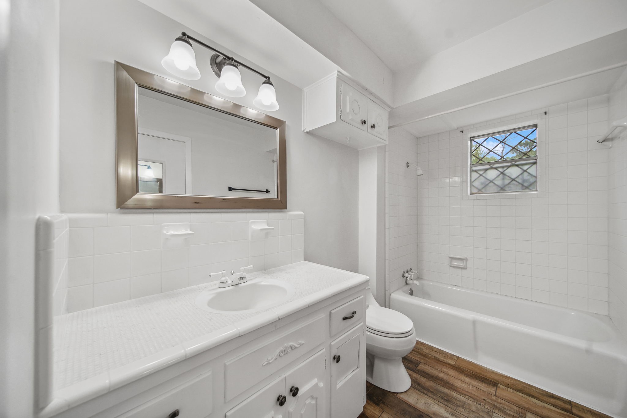 2019 N Thompson Street A Property Photo 10