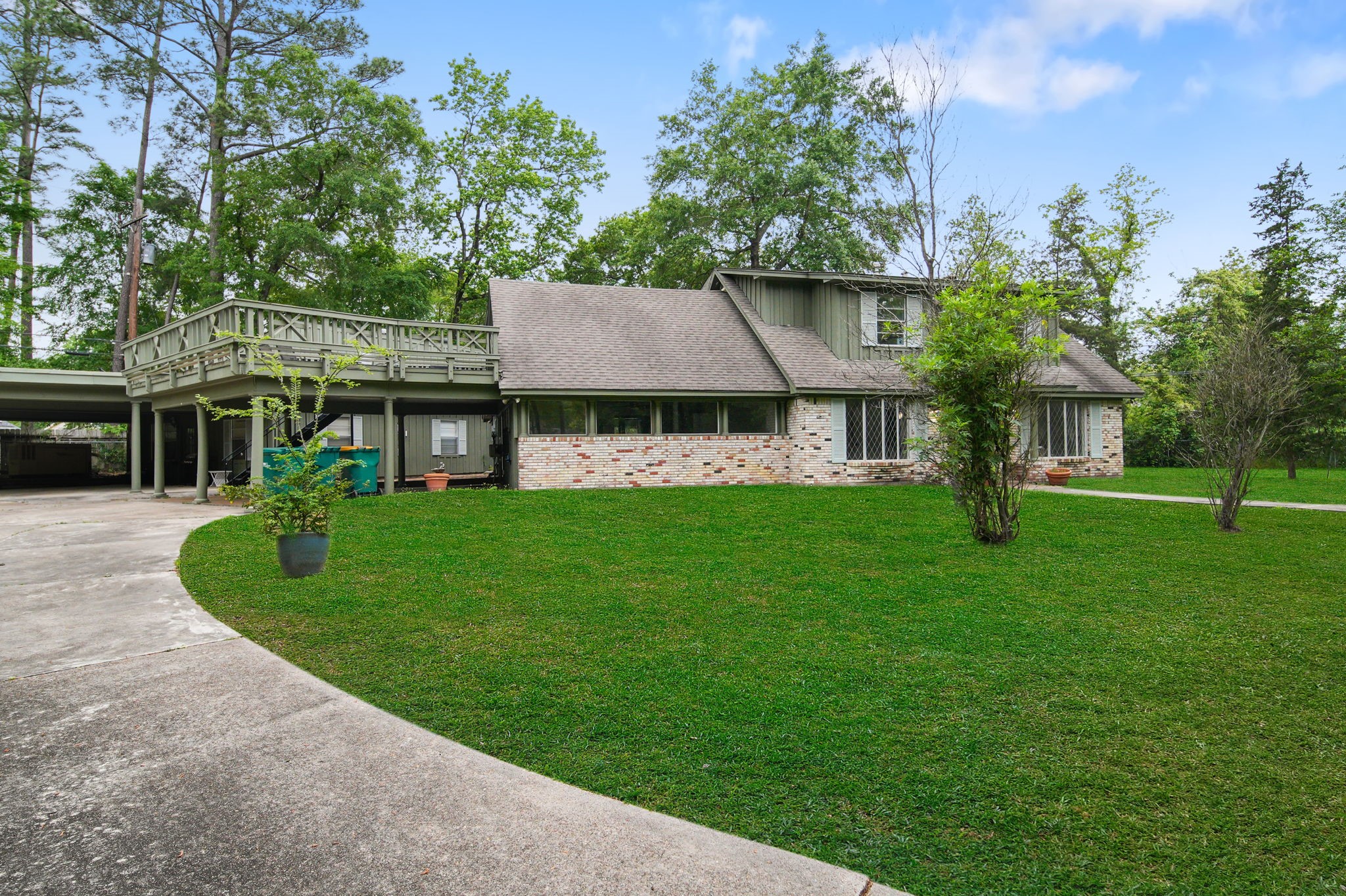 2019 N Thompson Street A Property Photo 17