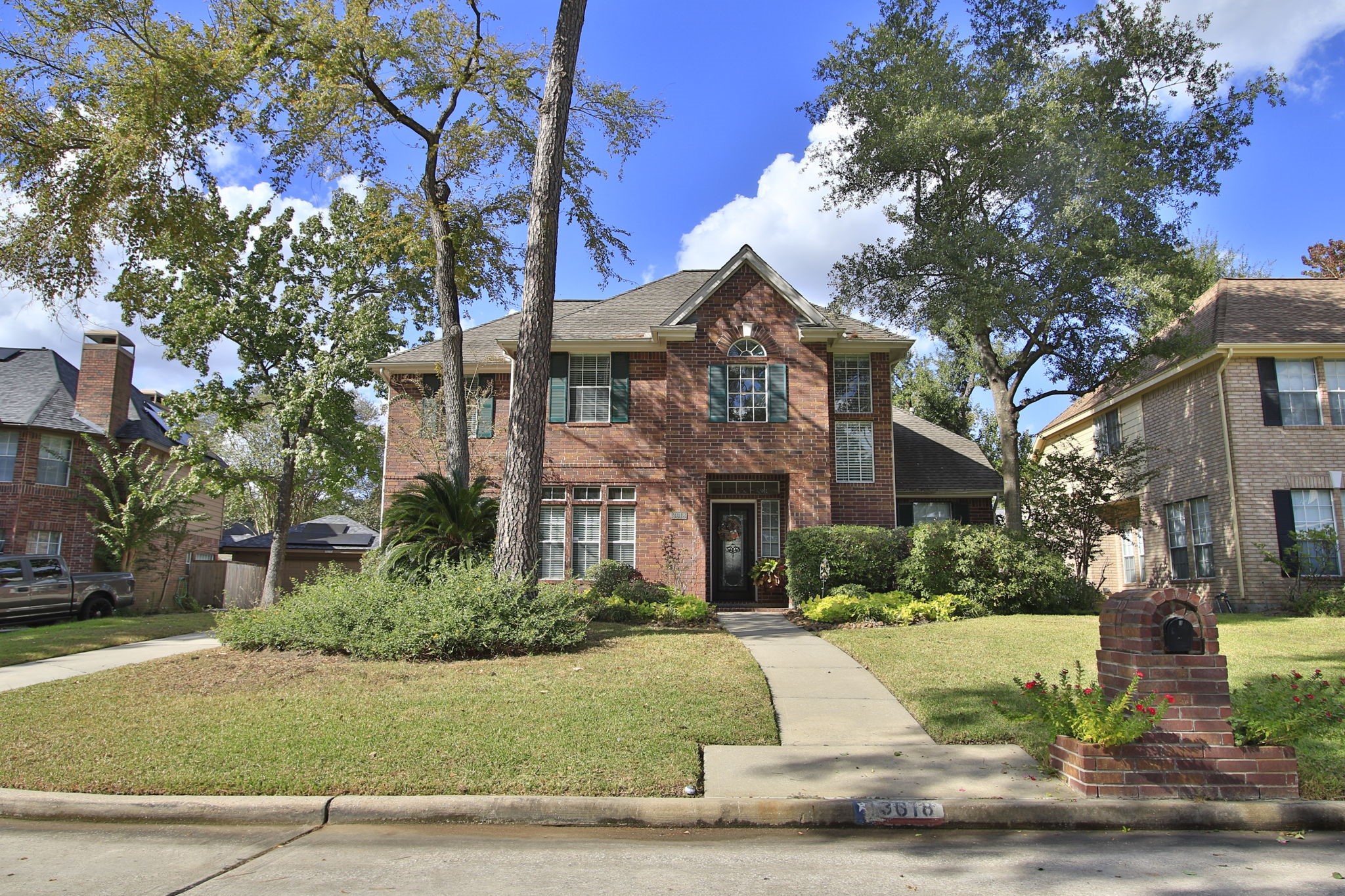 3618 Walnut Forest Lane Property Photo 3