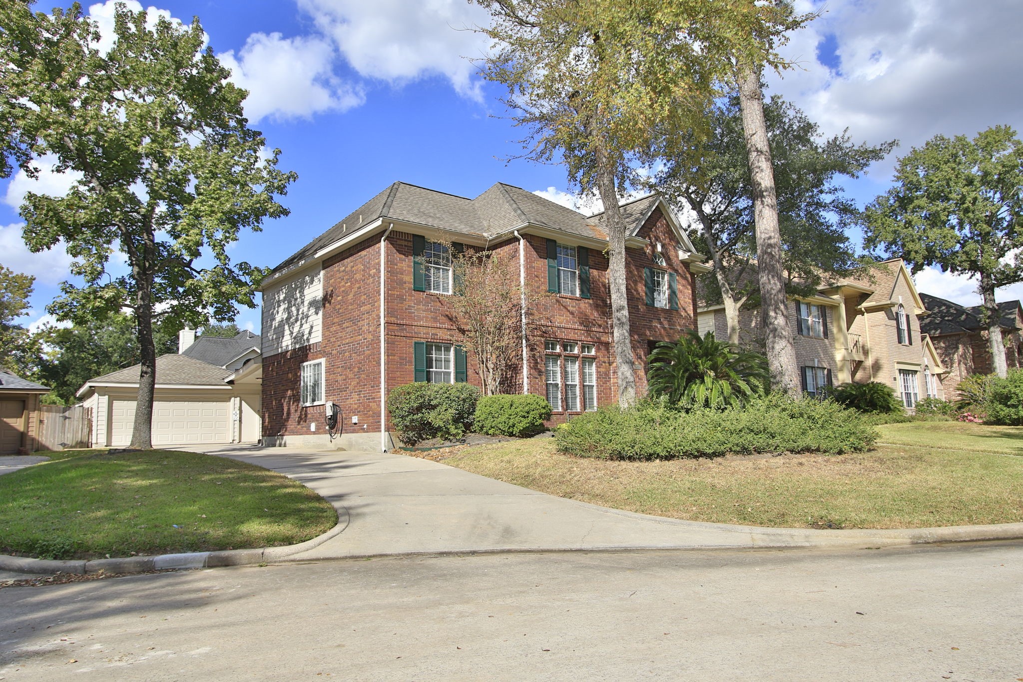 3618 Walnut Forest Lane Property Photo 5