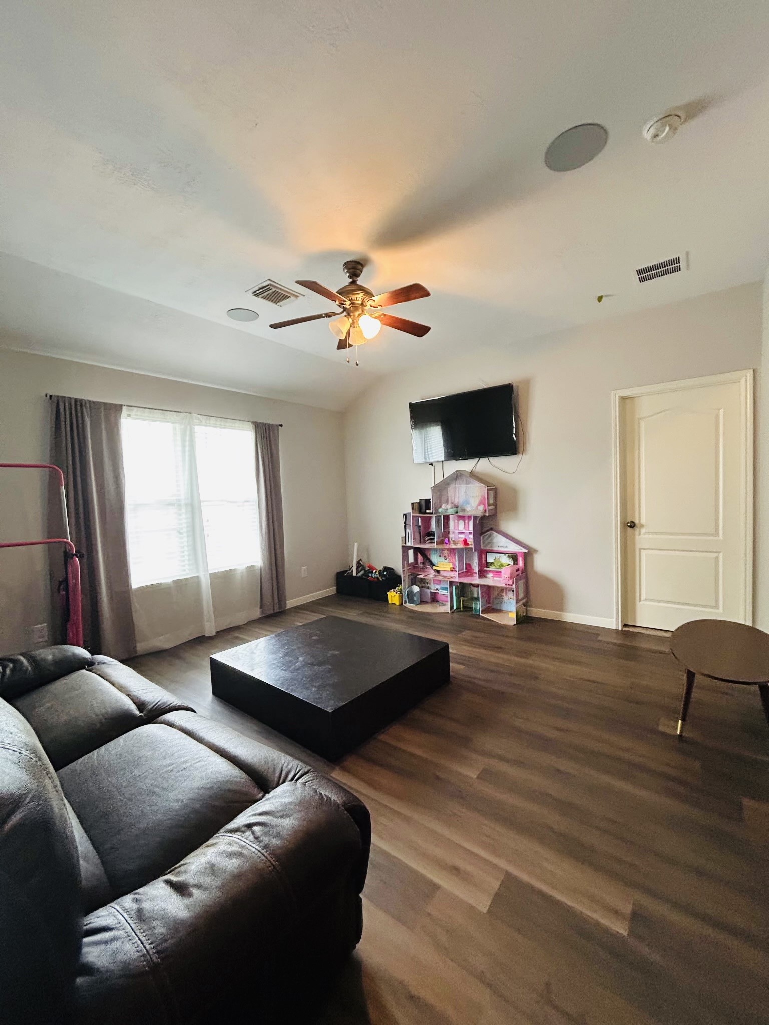 18902 Cluster Oaks Drive Property Photo 16
