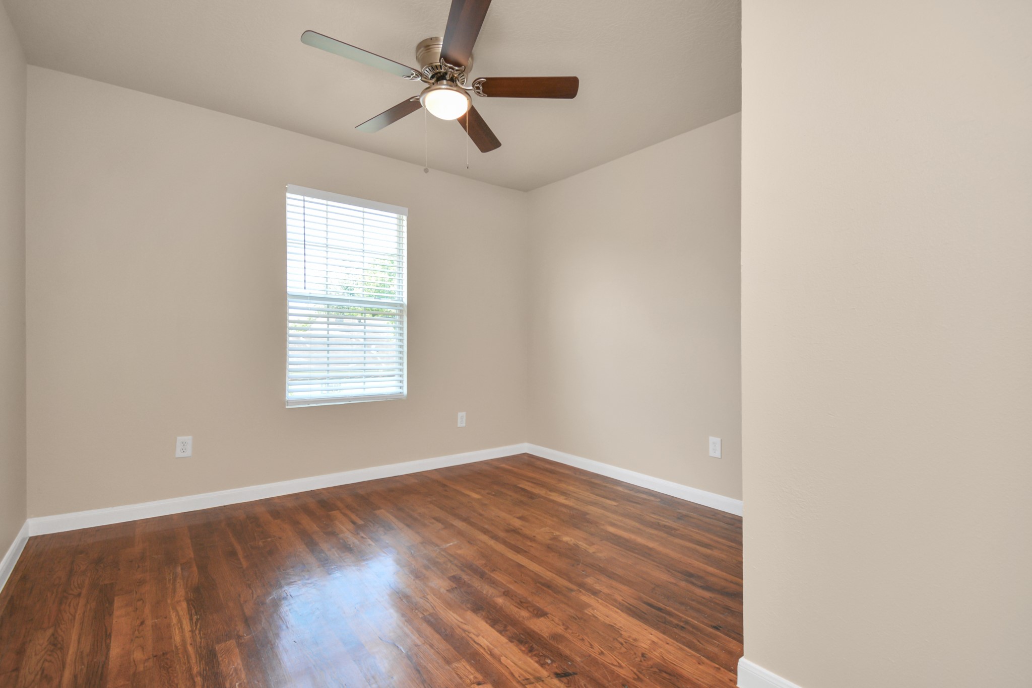 500 W Pitts Avenue 204 Property Photo 17