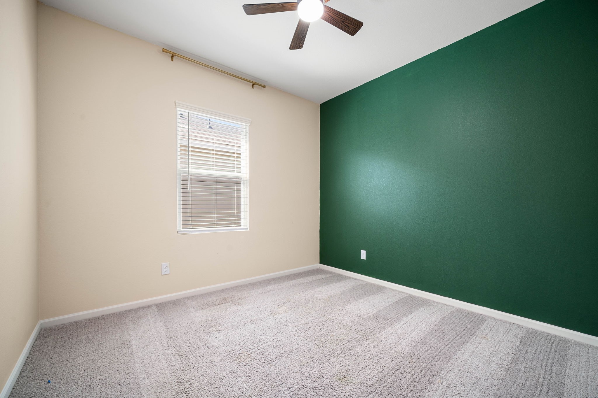 1073 Water Oak Lane Property Photo 11