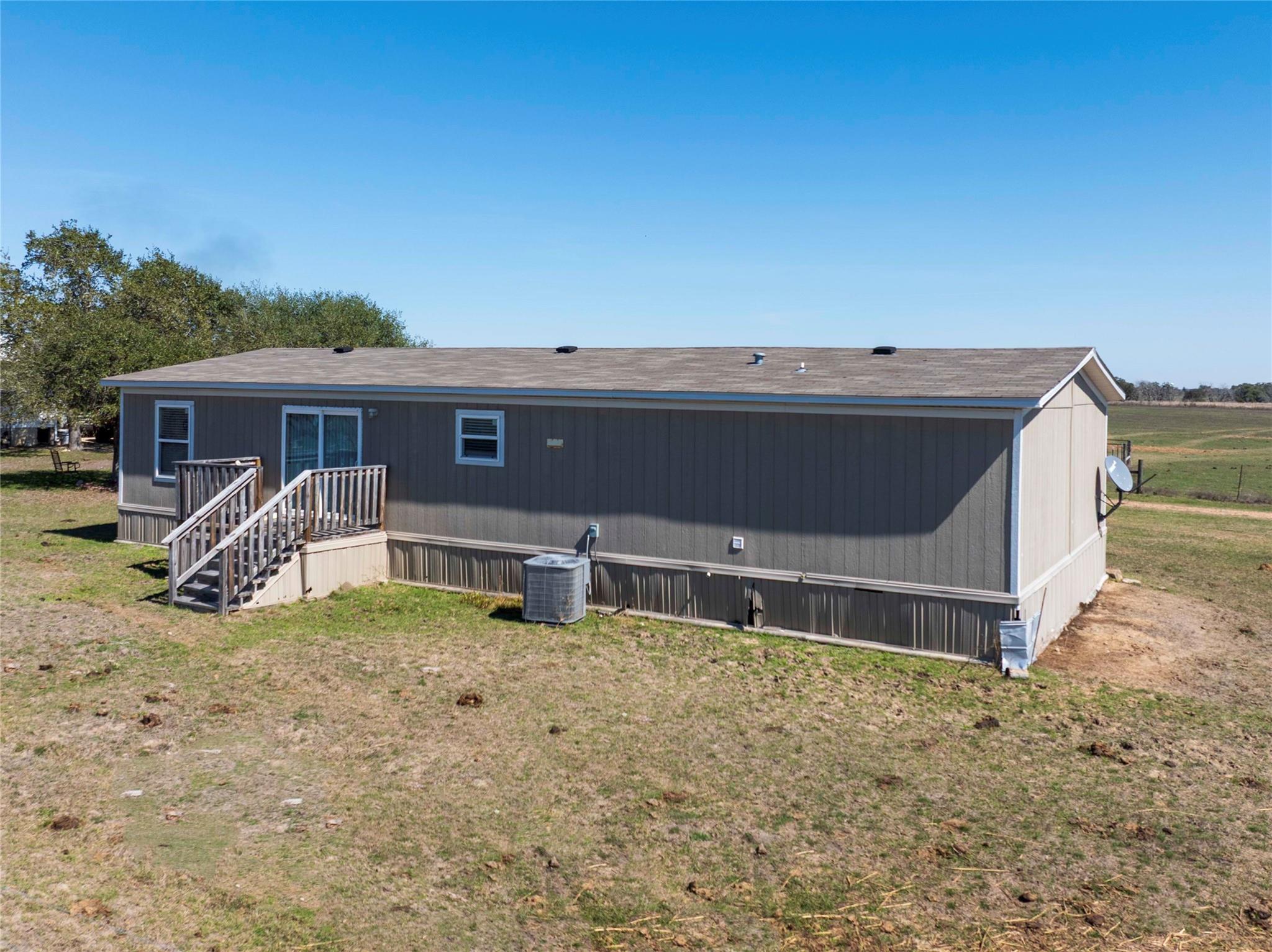 5133 W Us Highway 90 Property Photo 1