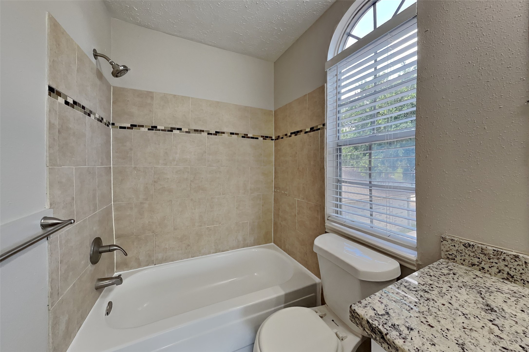 11831 Oakner Drive Property Photo 18