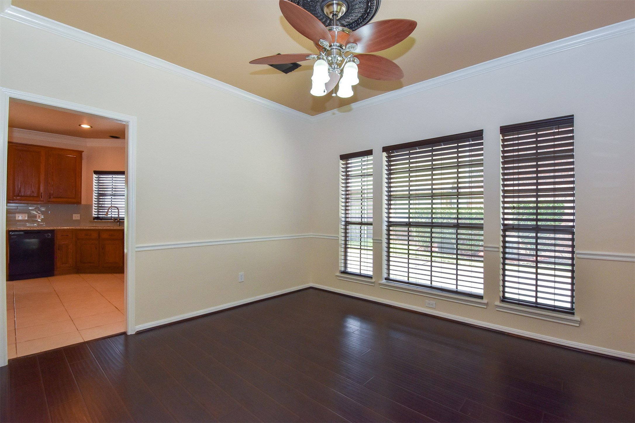 314 Spencers Glen Drive Property Photo 10
