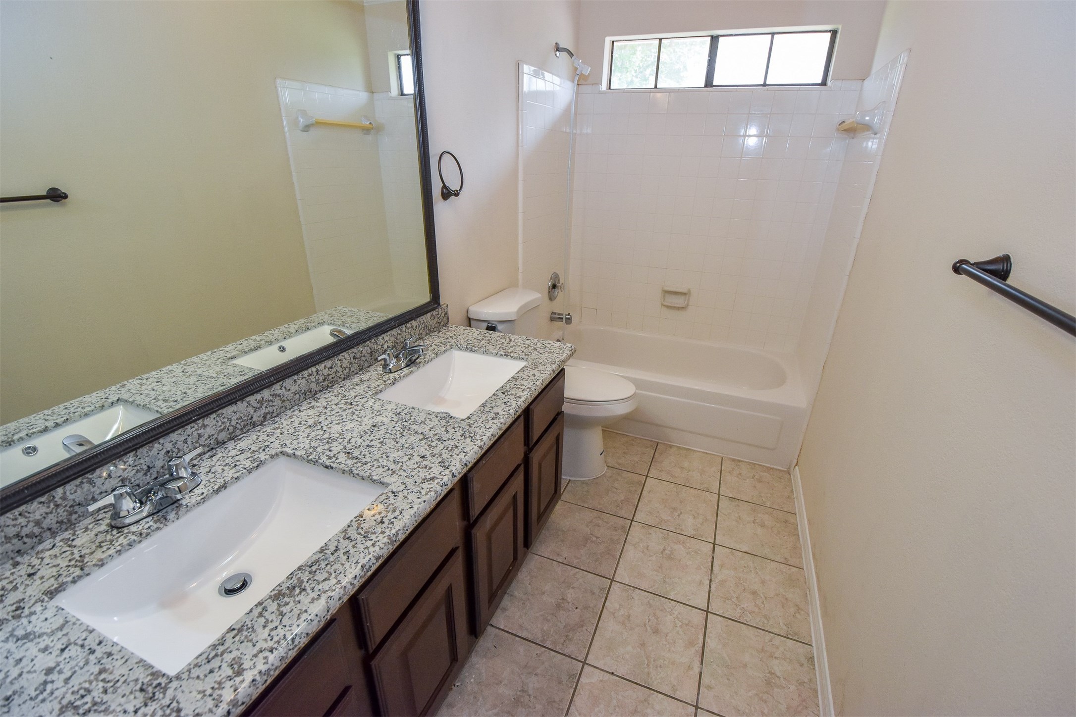 314 Spencers Glen Drive Property Photo 31