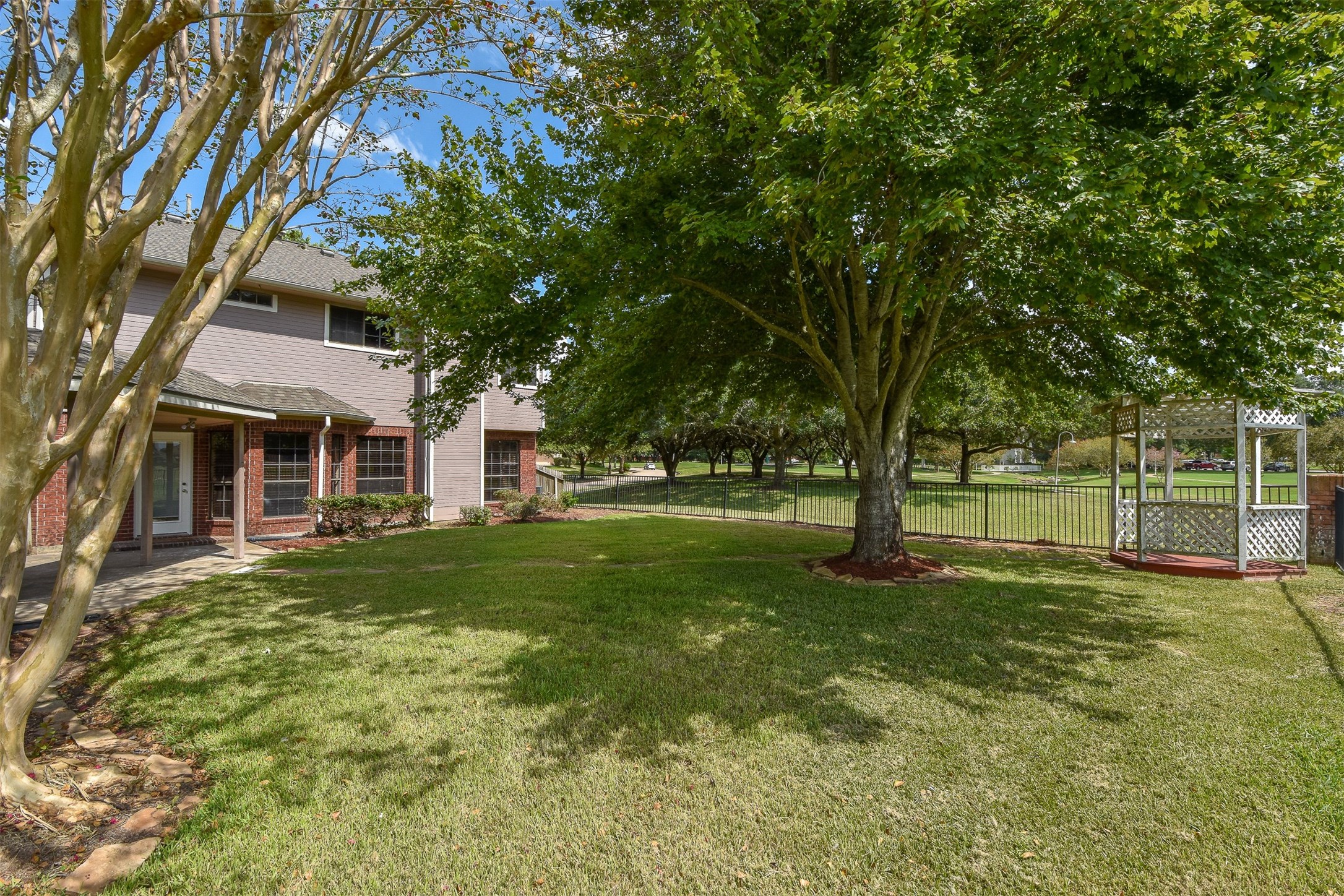 314 Spencers Glen Drive Property Photo 40