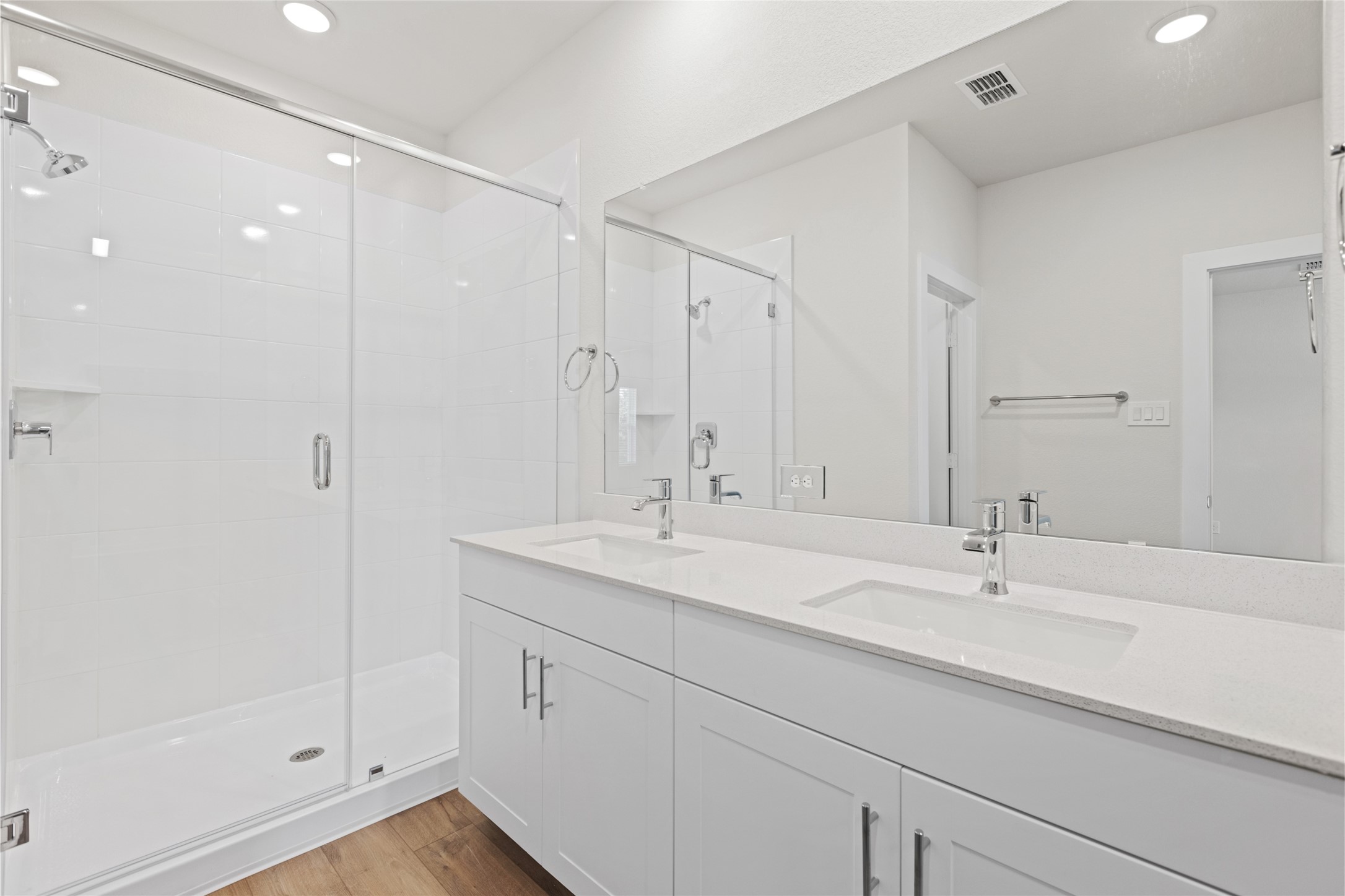 3015 Dovedale Street Property Photo 14