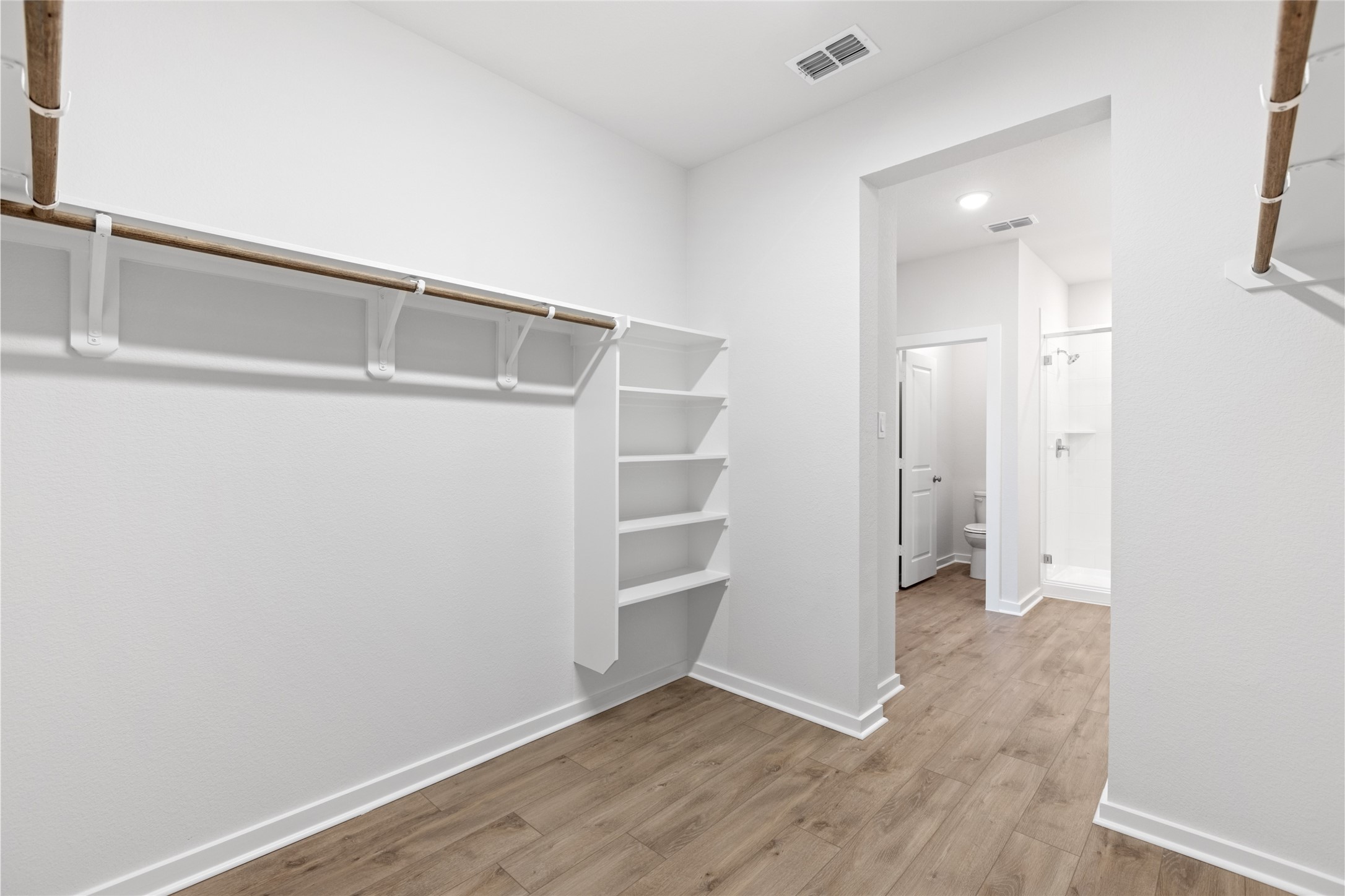 3015 Dovedale Street Property Photo 17
