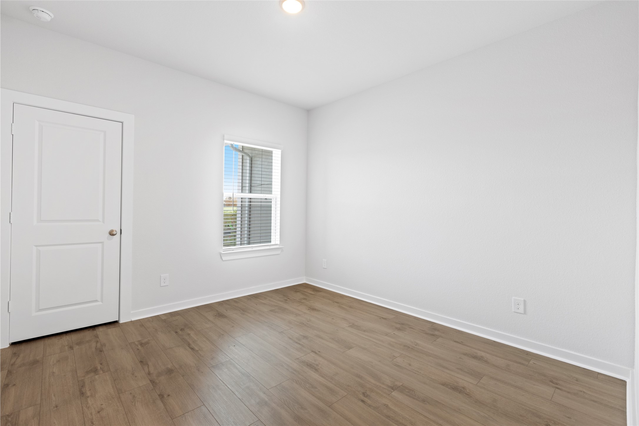 3015 Dovedale Street Property Photo 18