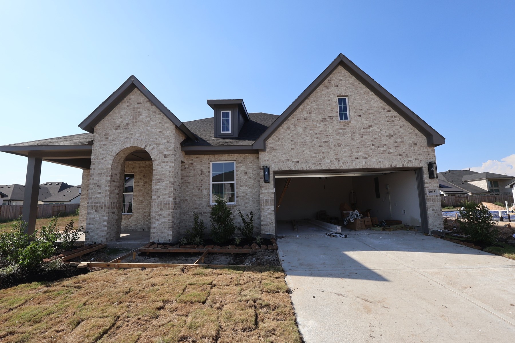 5018 Nesbit Path Property Photo 2