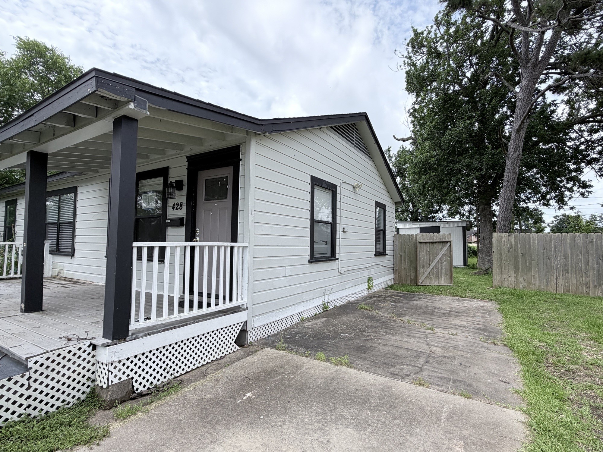 428 Azalea Street Property Photo 14