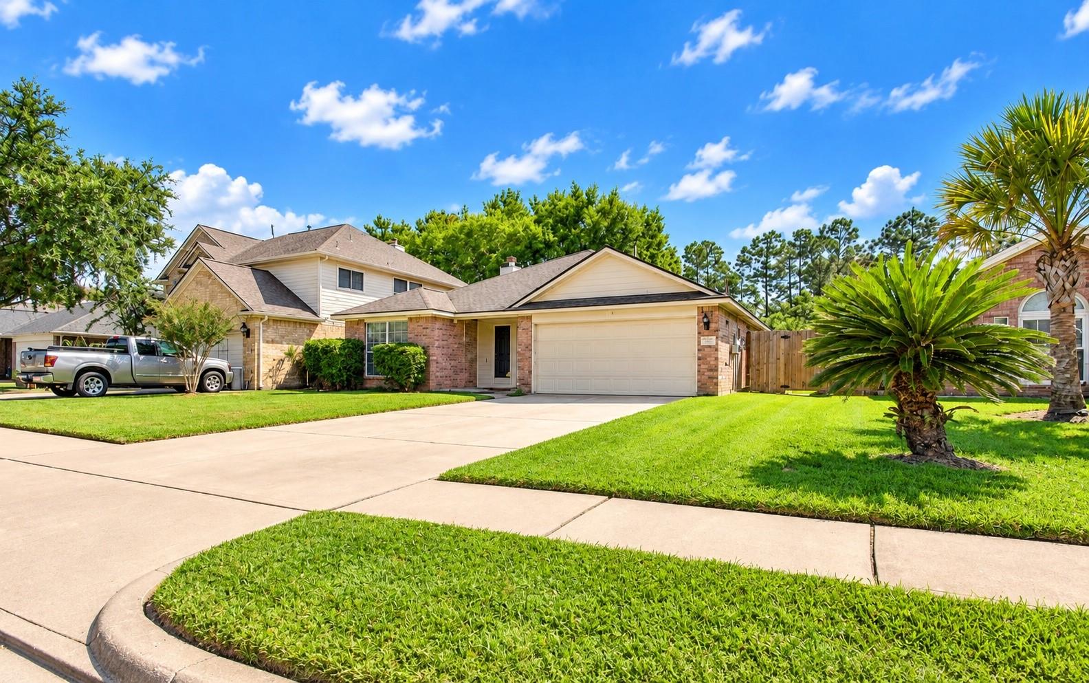 5226 Chasewood Drive, Bacliff Tx 77518 Property Photo 4
