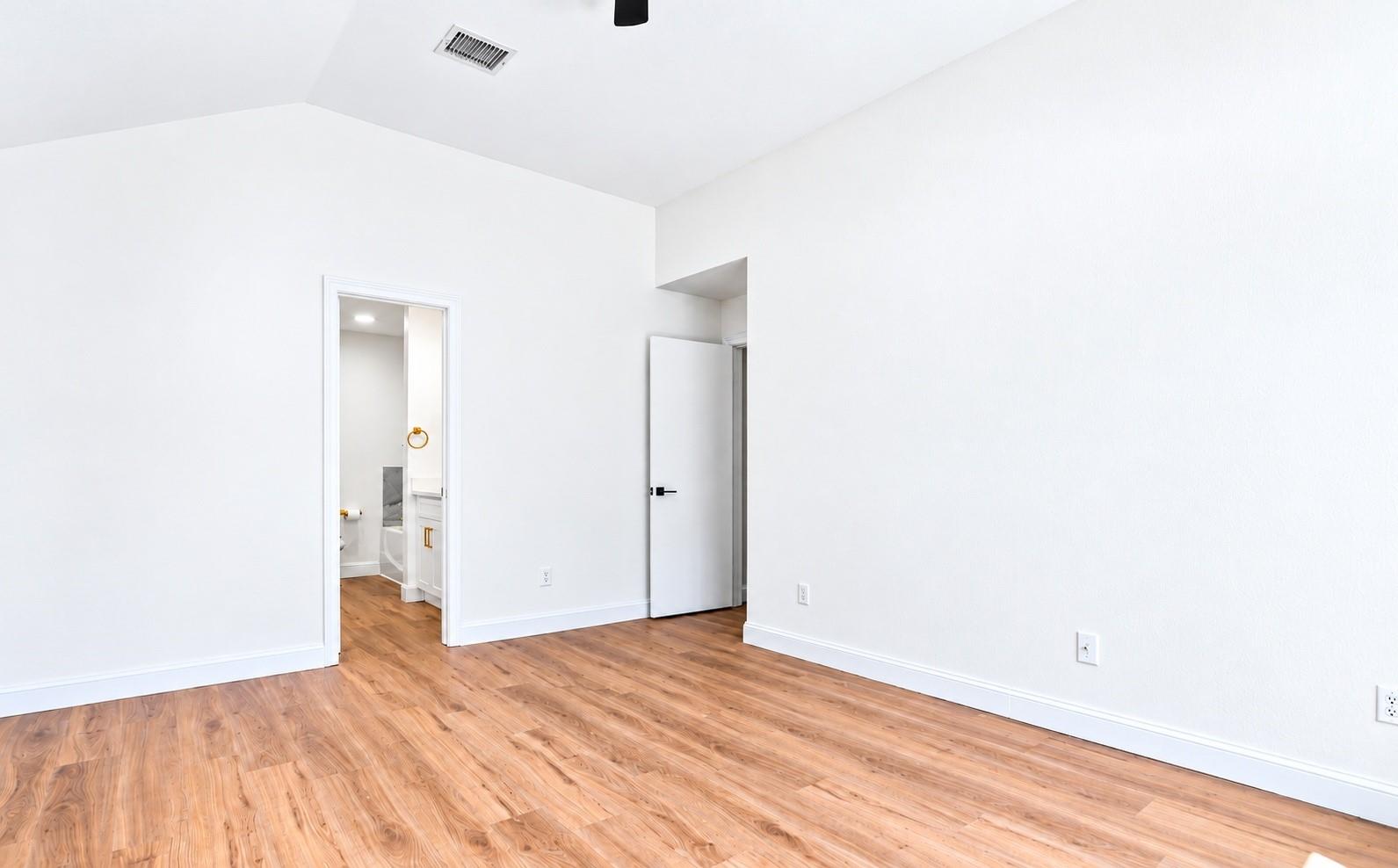 5226 Chasewood Drive Property Photo 18