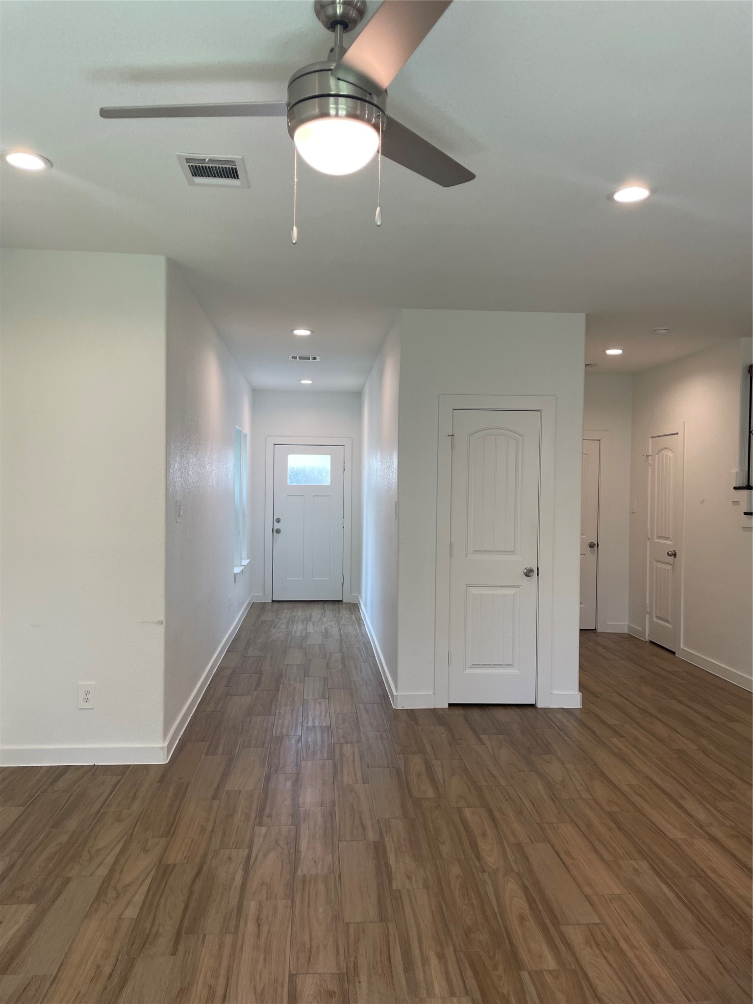 5314 Longmeadow Street B Property Photo 4