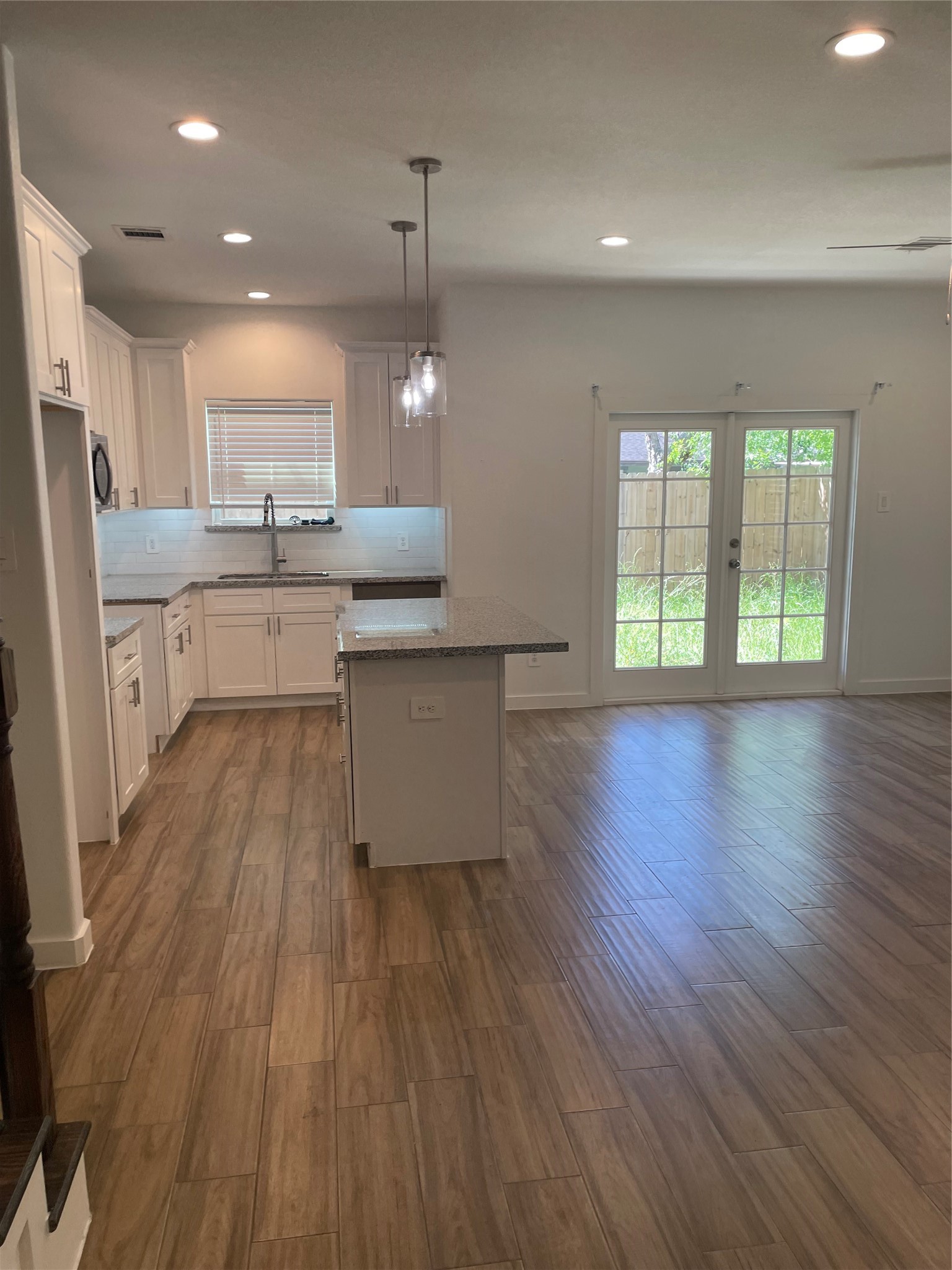 5314 Longmeadow Street B Property Photo 7