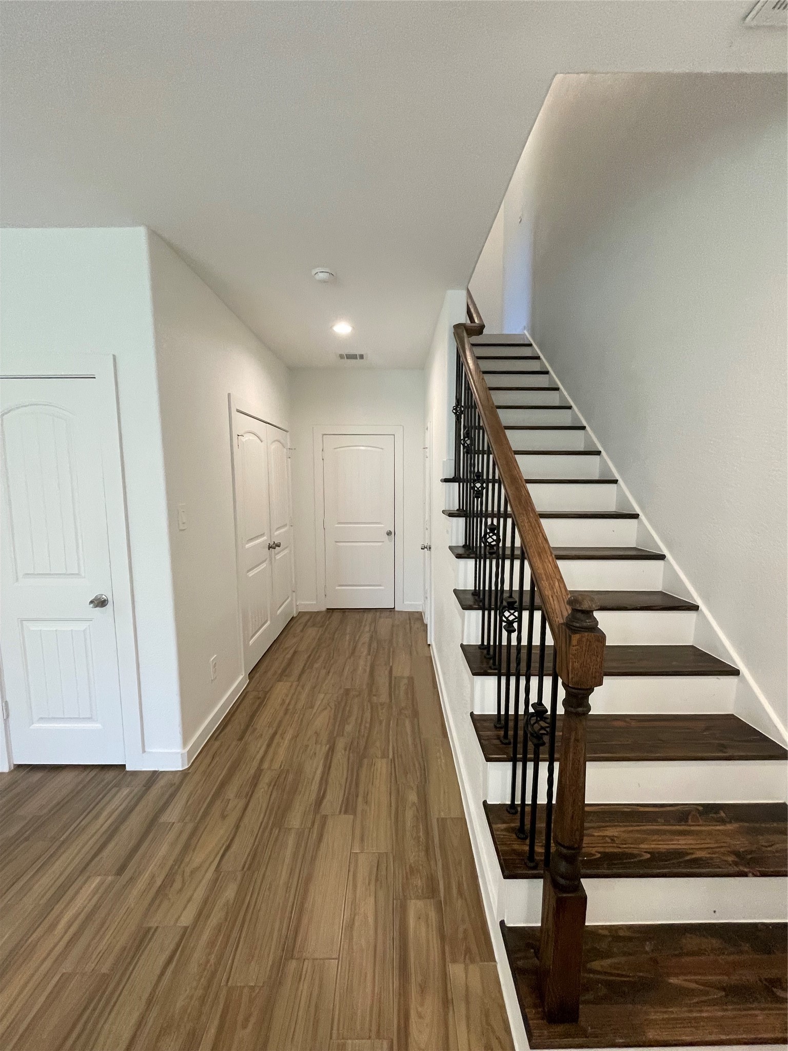 5314 Longmeadow Street B Property Photo 10