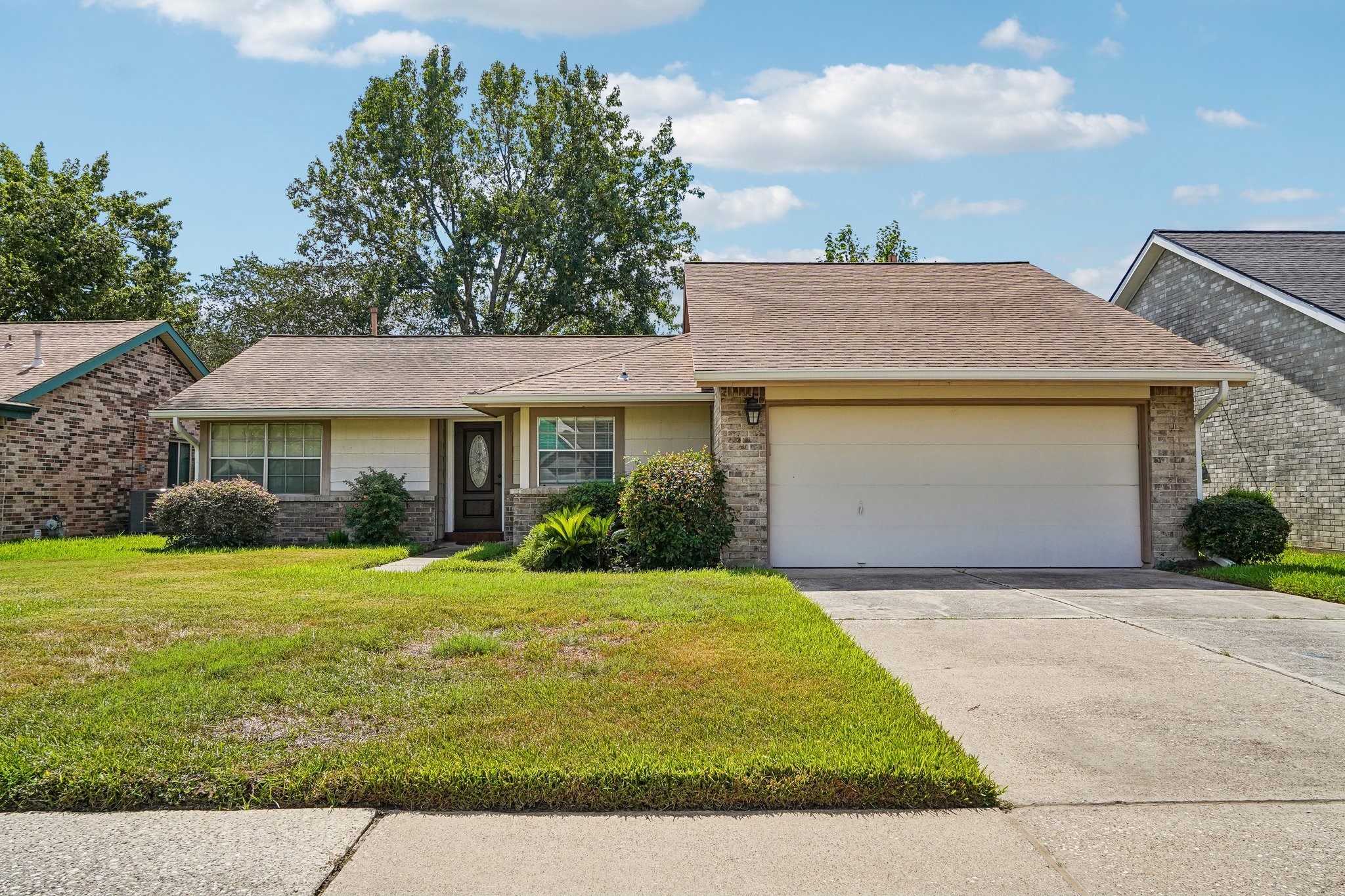 10219 Sand Pass Lane Property Photo 1