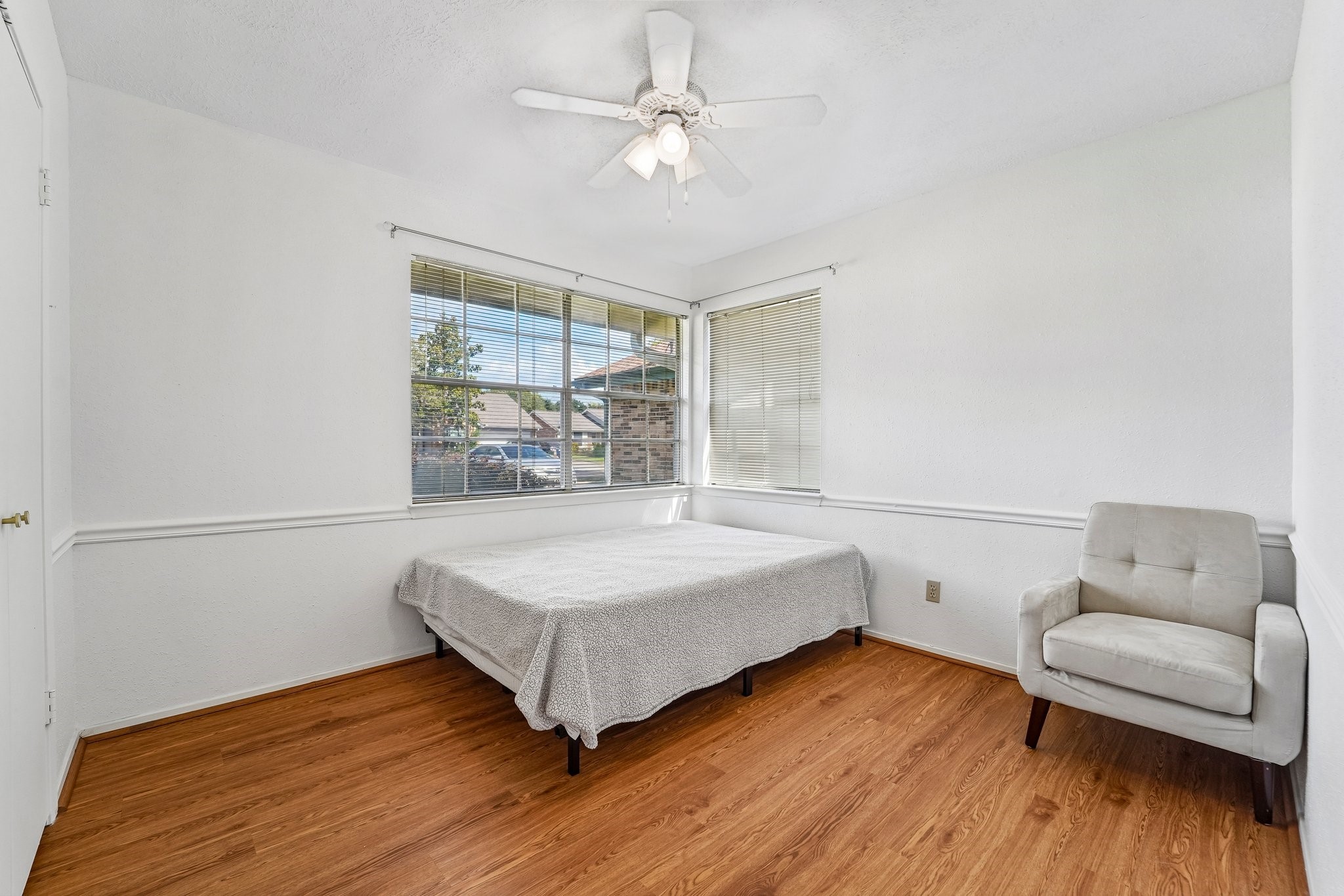 10219 Sand Pass Lane Property Photo 14