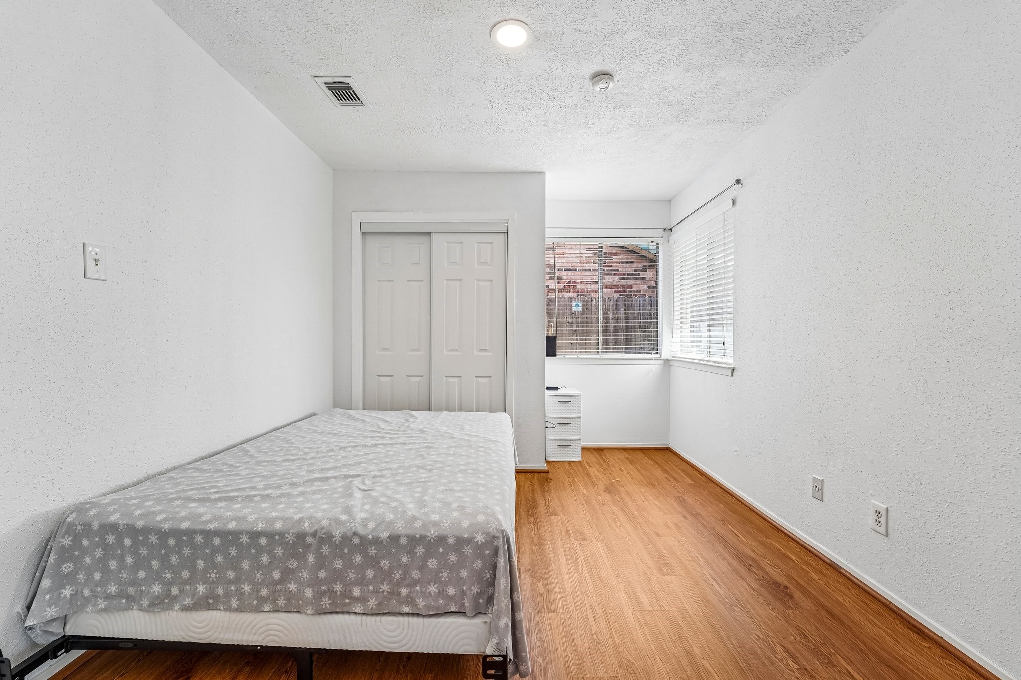 10219 Sand Pass Lane Property Photo 16