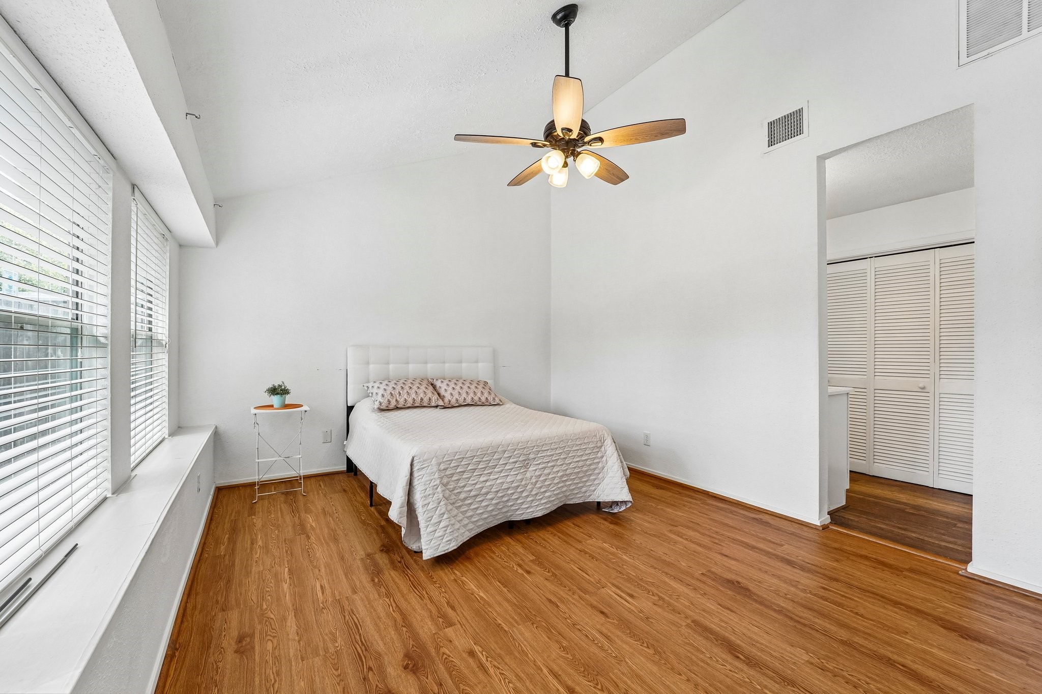 10219 Sand Pass Lane Property Photo 19