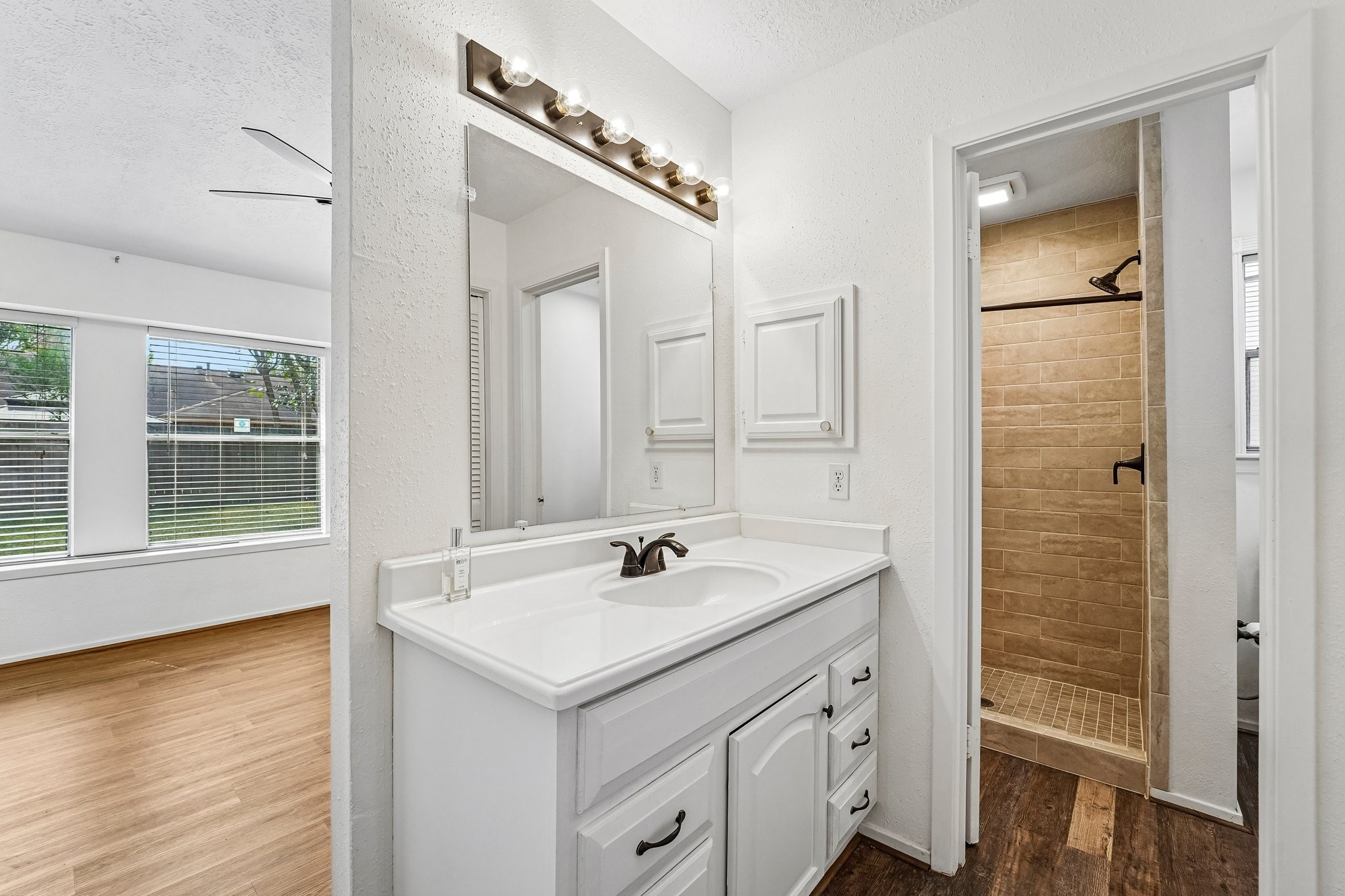 10219 Sand Pass Lane Property Photo 21