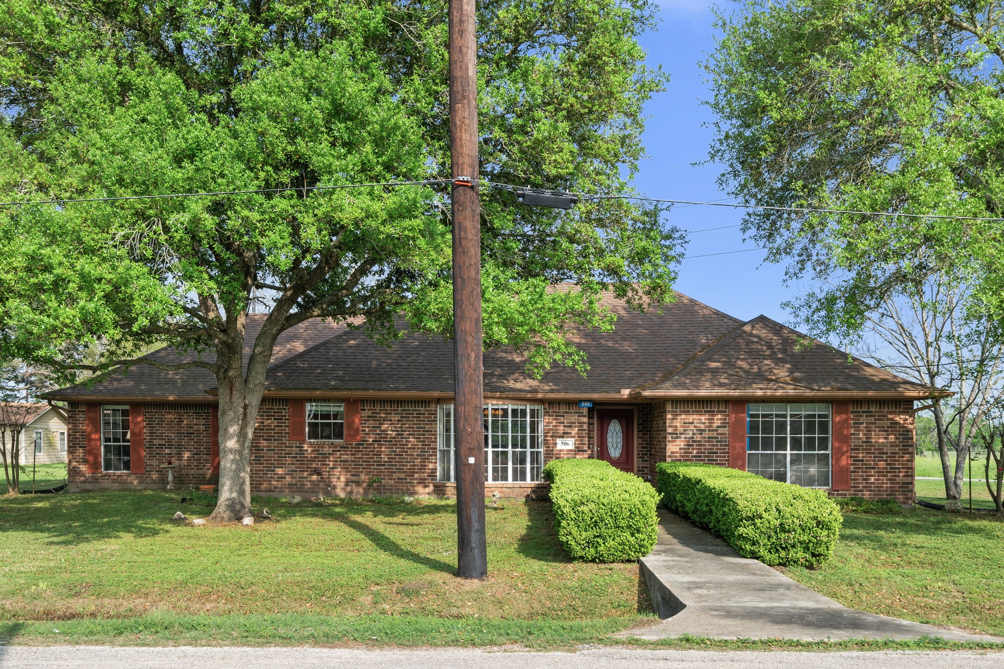 506 Houston Street Property Photo 1