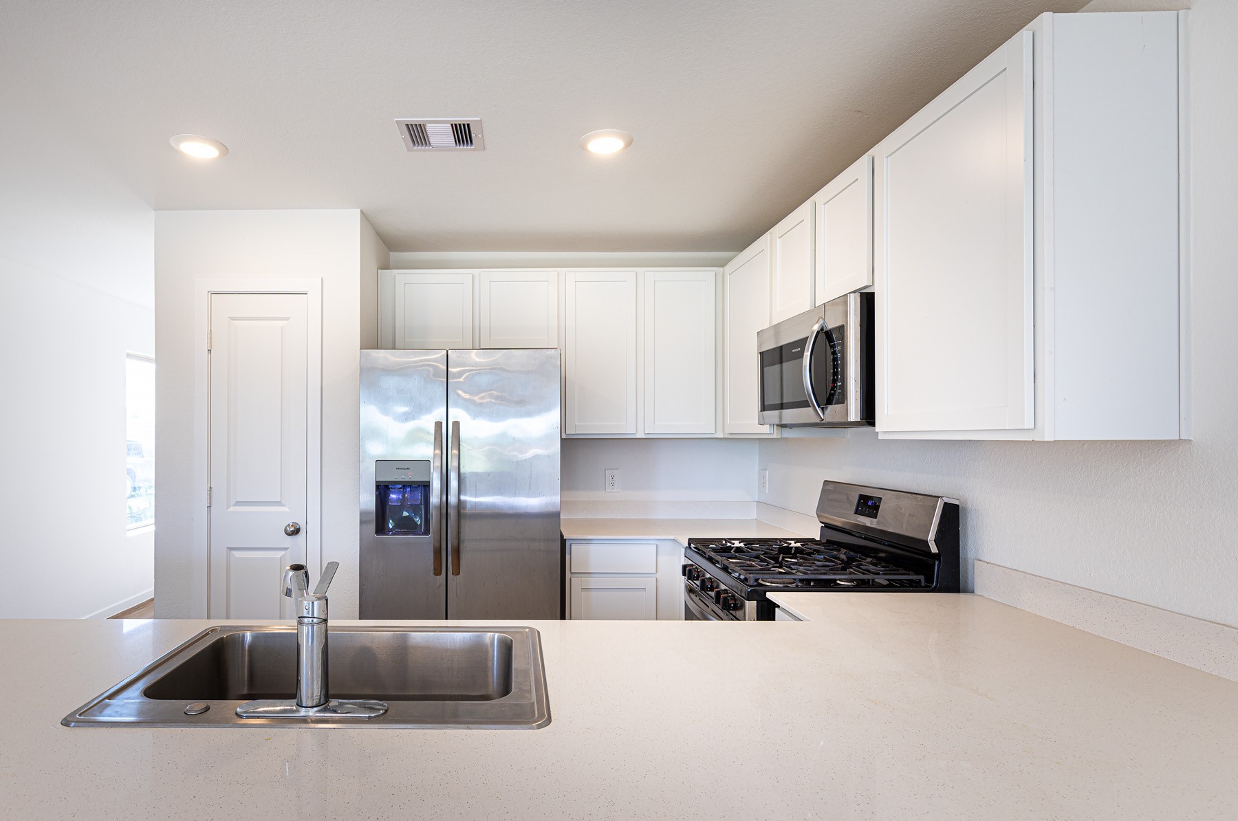 2430 Ridge Oak Drive Property Photo 11