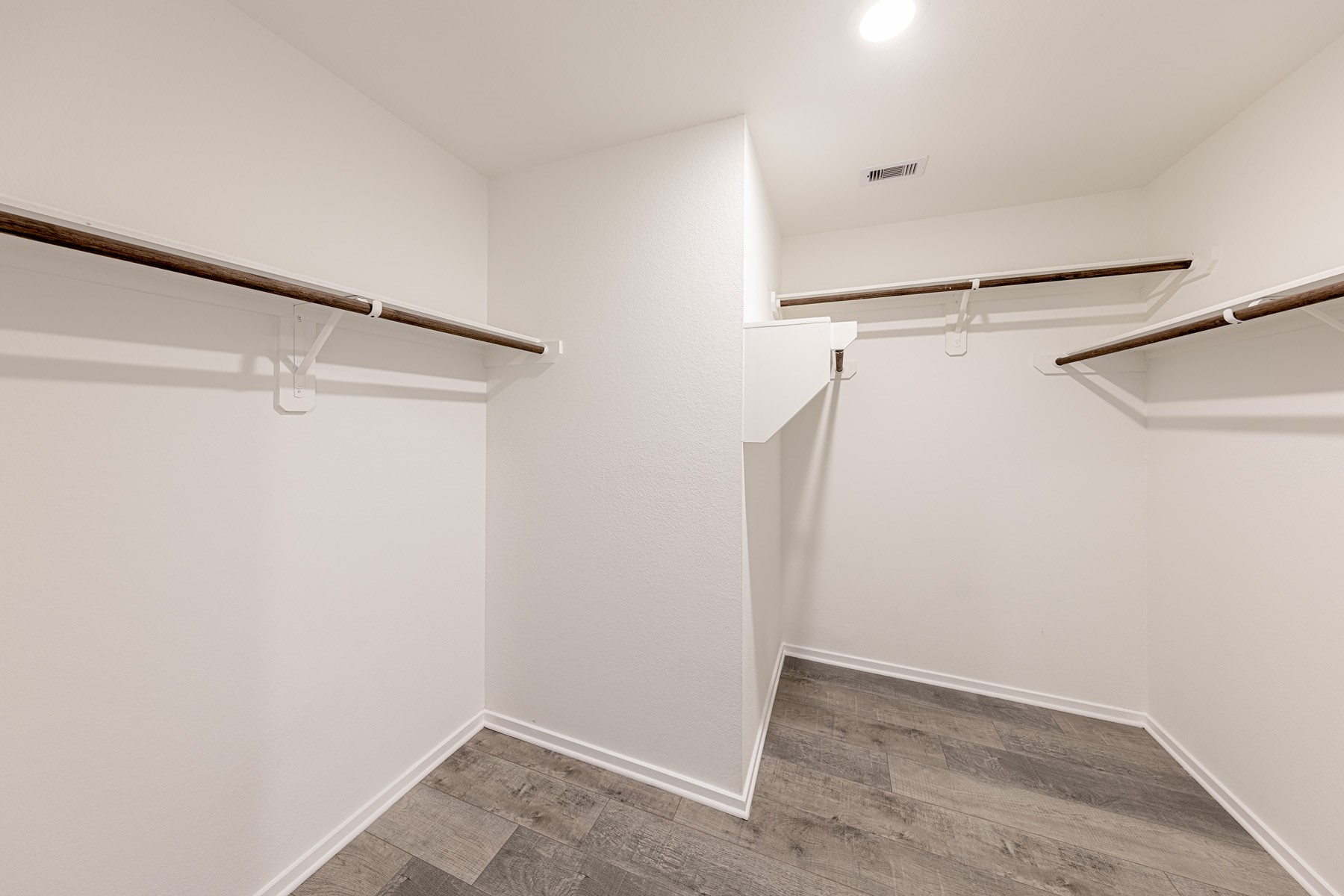 2430 Ridge Oak Drive Property Photo 20