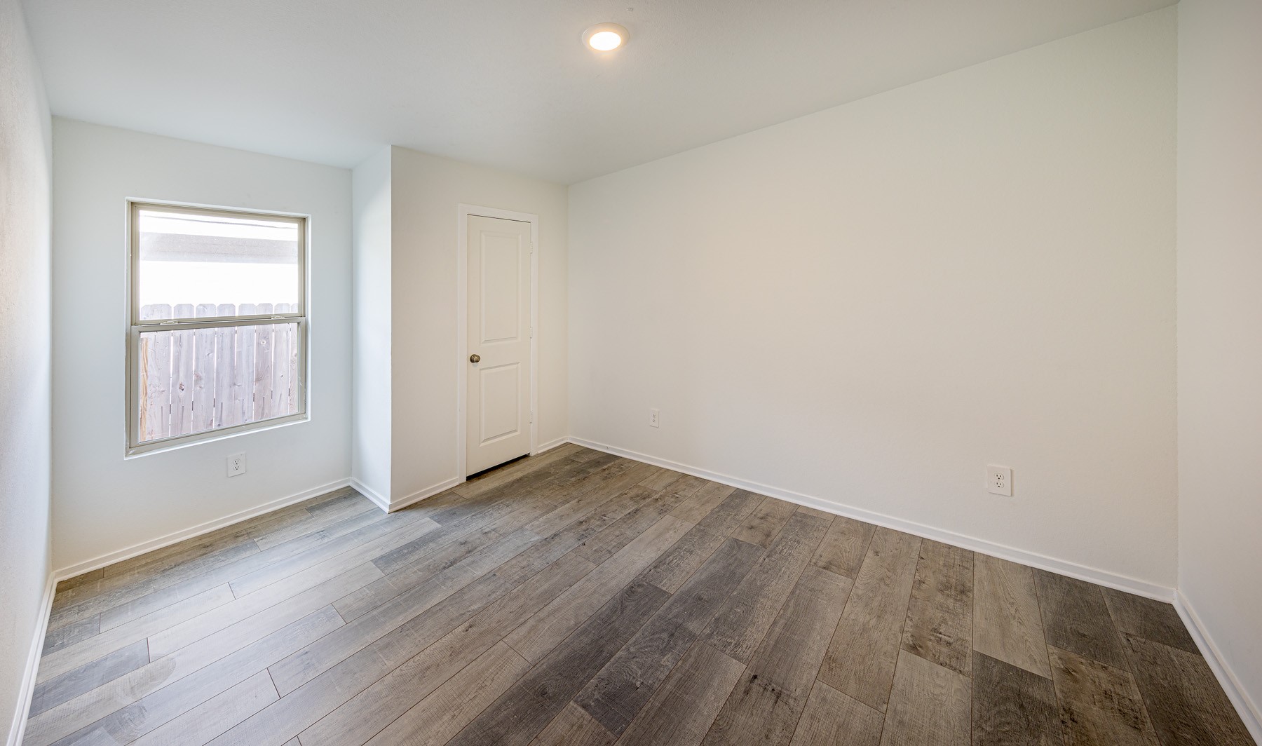 2430 Ridge Oak Drive Property Photo 32