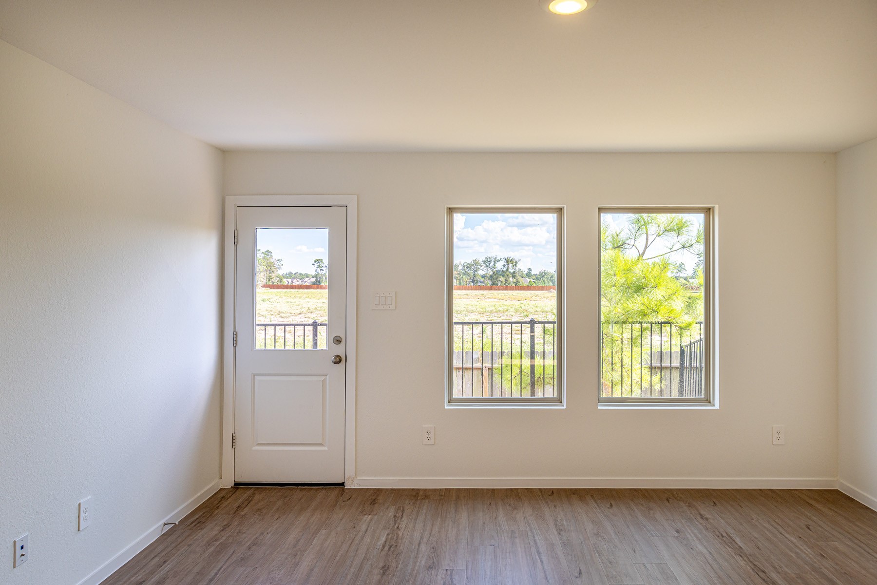 2430 Ridge Oak Drive Property Photo 33