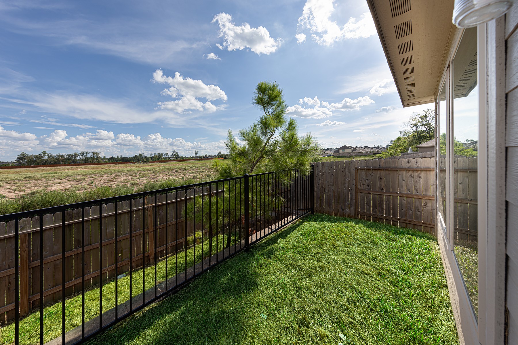 2430 Ridge Oak Drive Property Photo 34